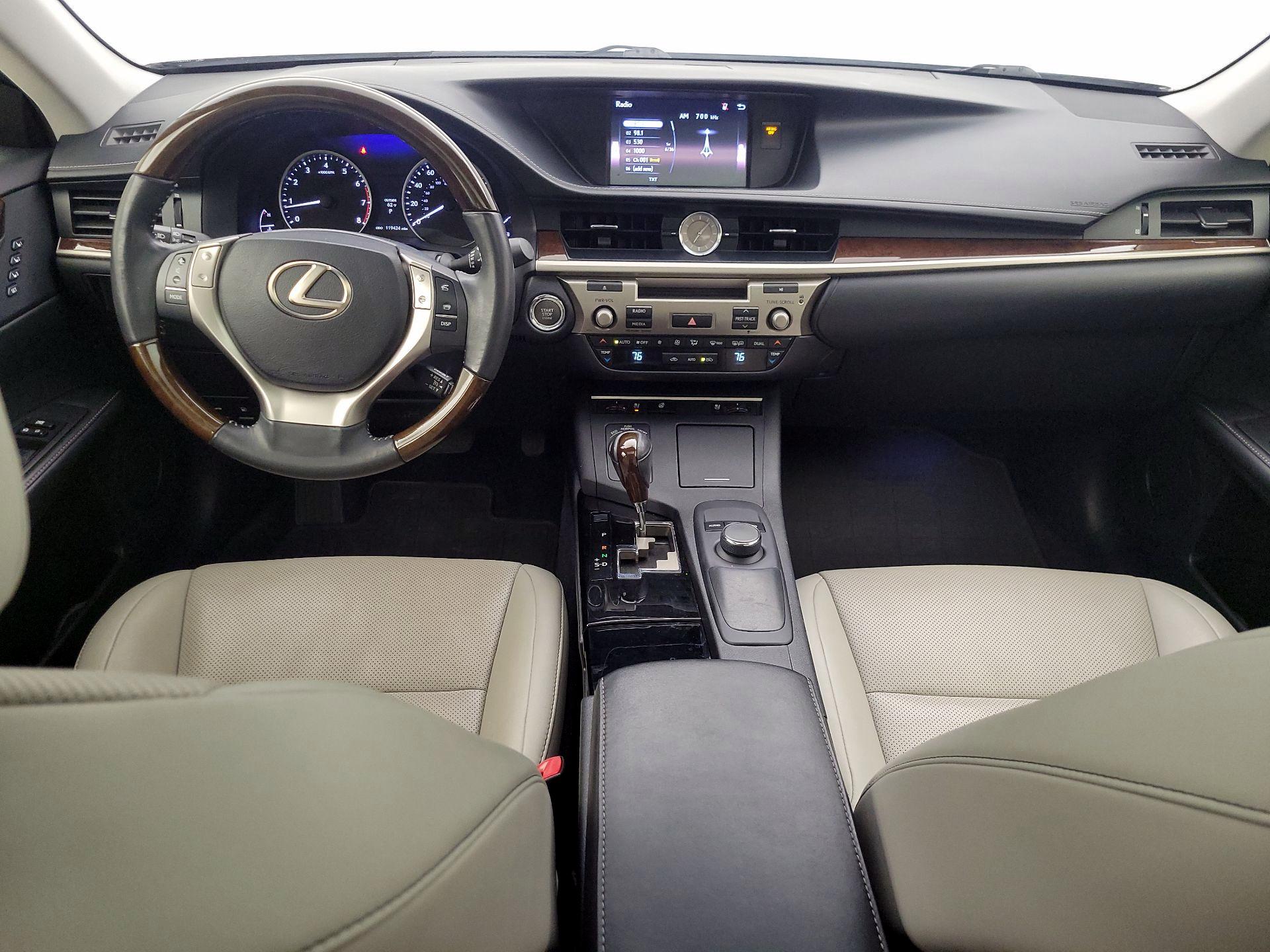 Thumbnail: 2015 Lexus ES - 9