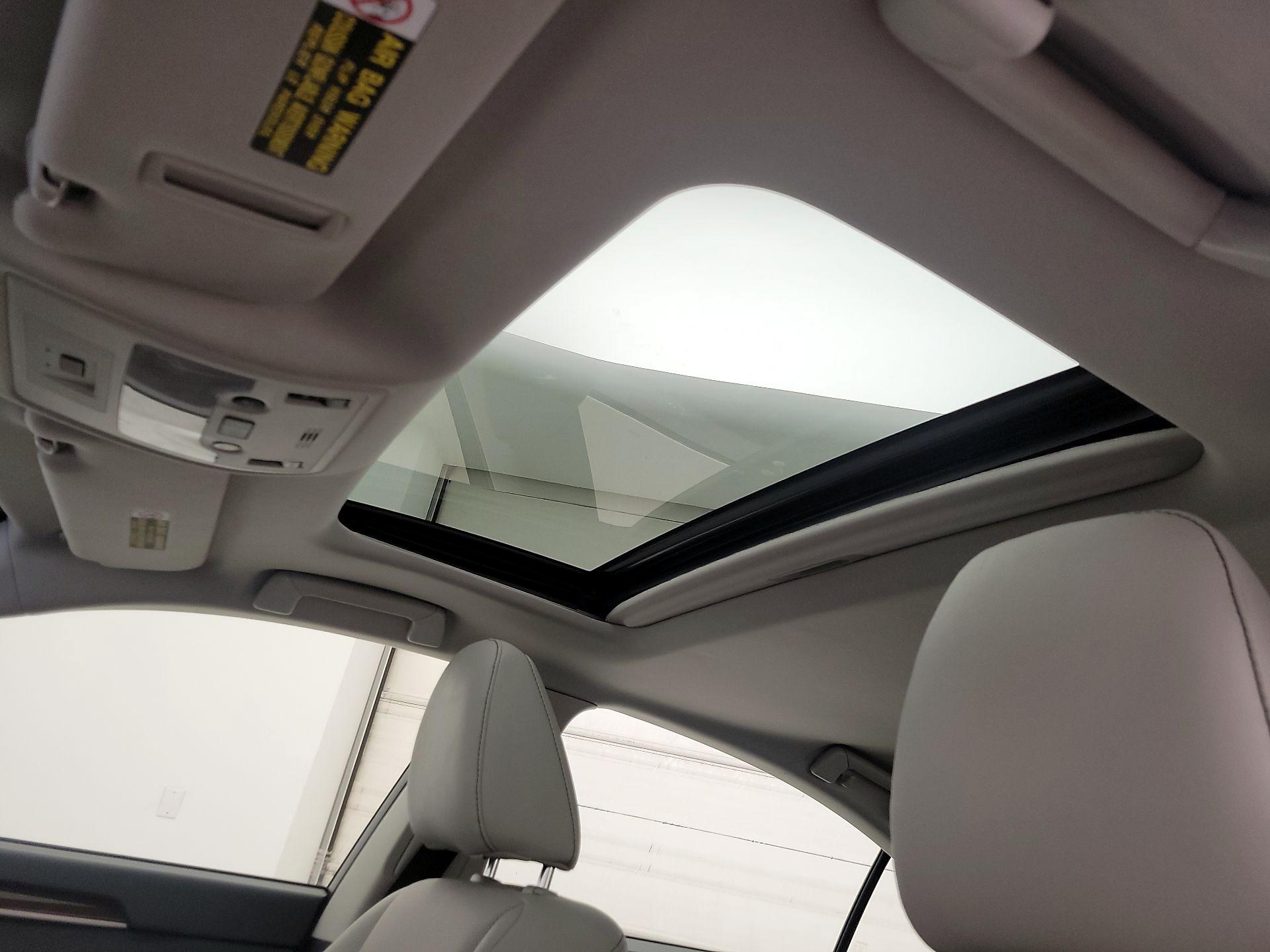 Thumbnail: 2015 Lexus ES - 19