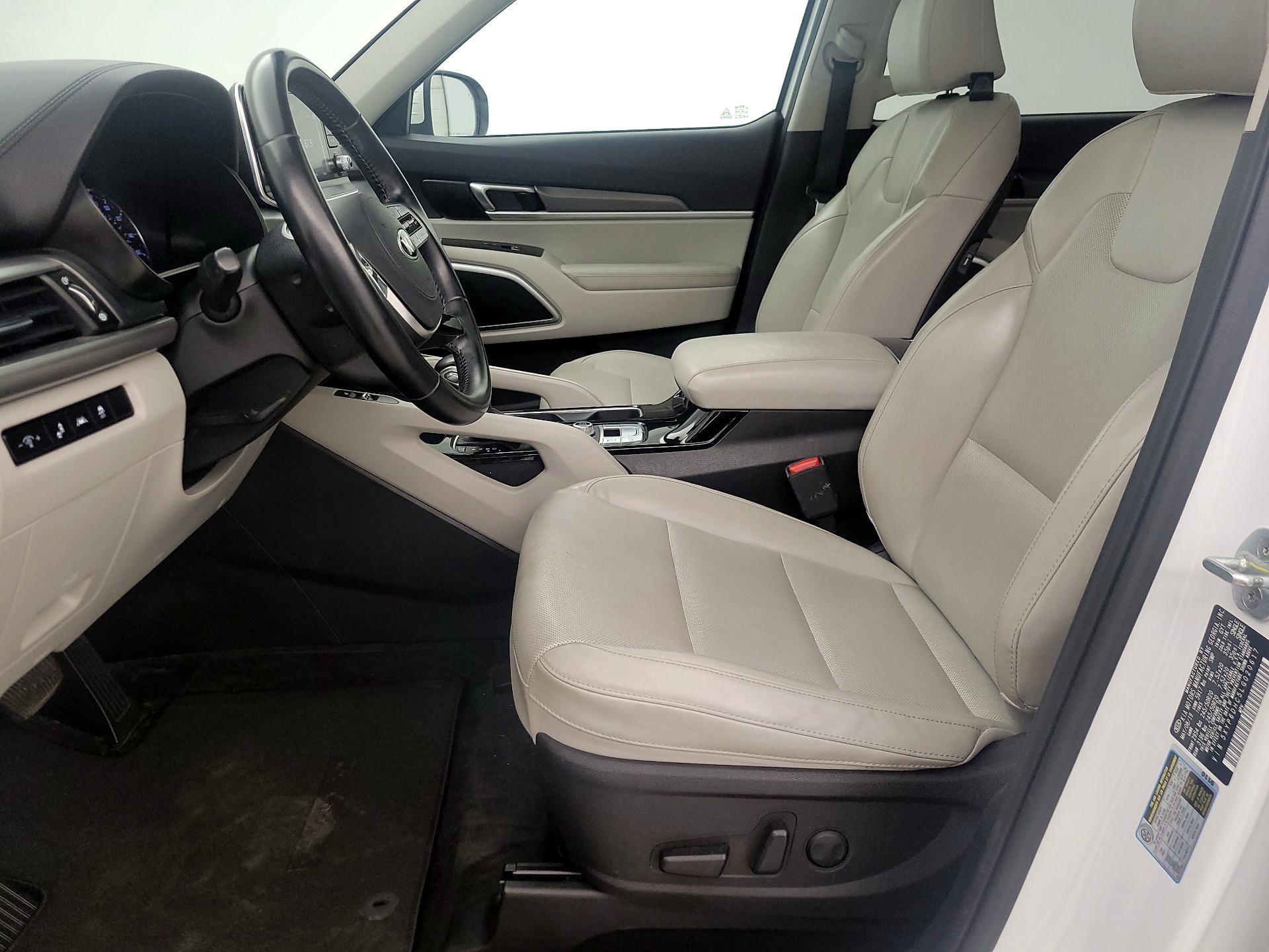 Thumbnail: 2020 Kia Telluride - 11