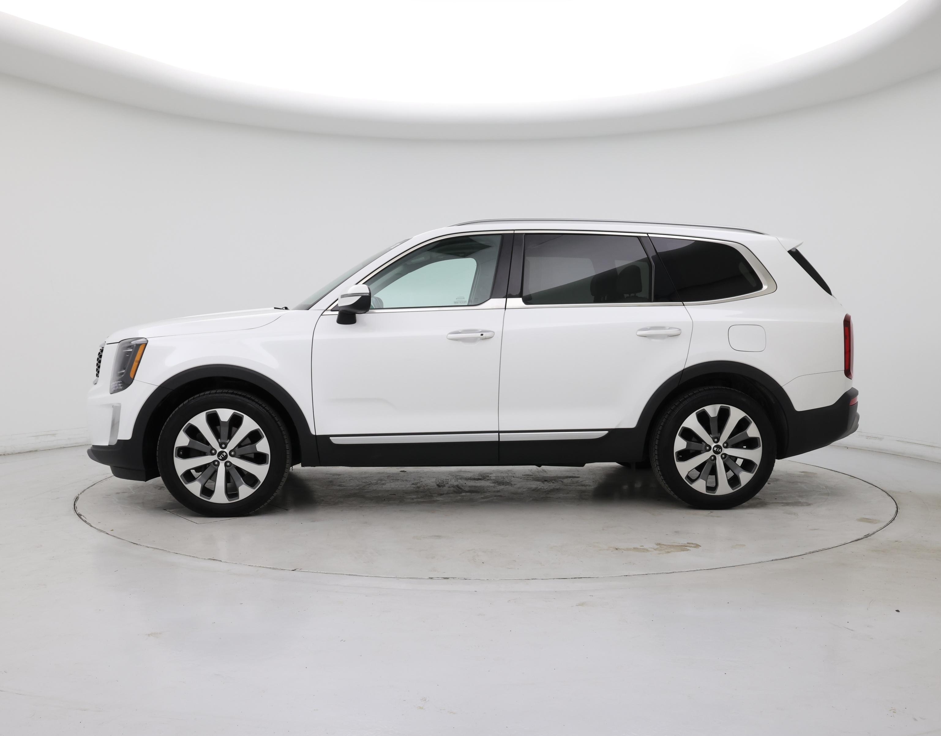 Thumbnail: 2020 Kia Telluride - 3