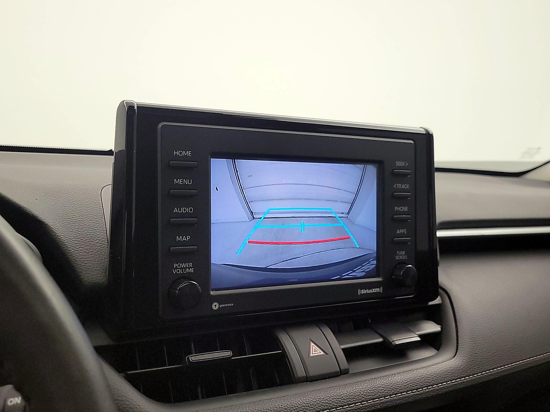 Thumbnail: 2021 Toyota RAV4 - 14