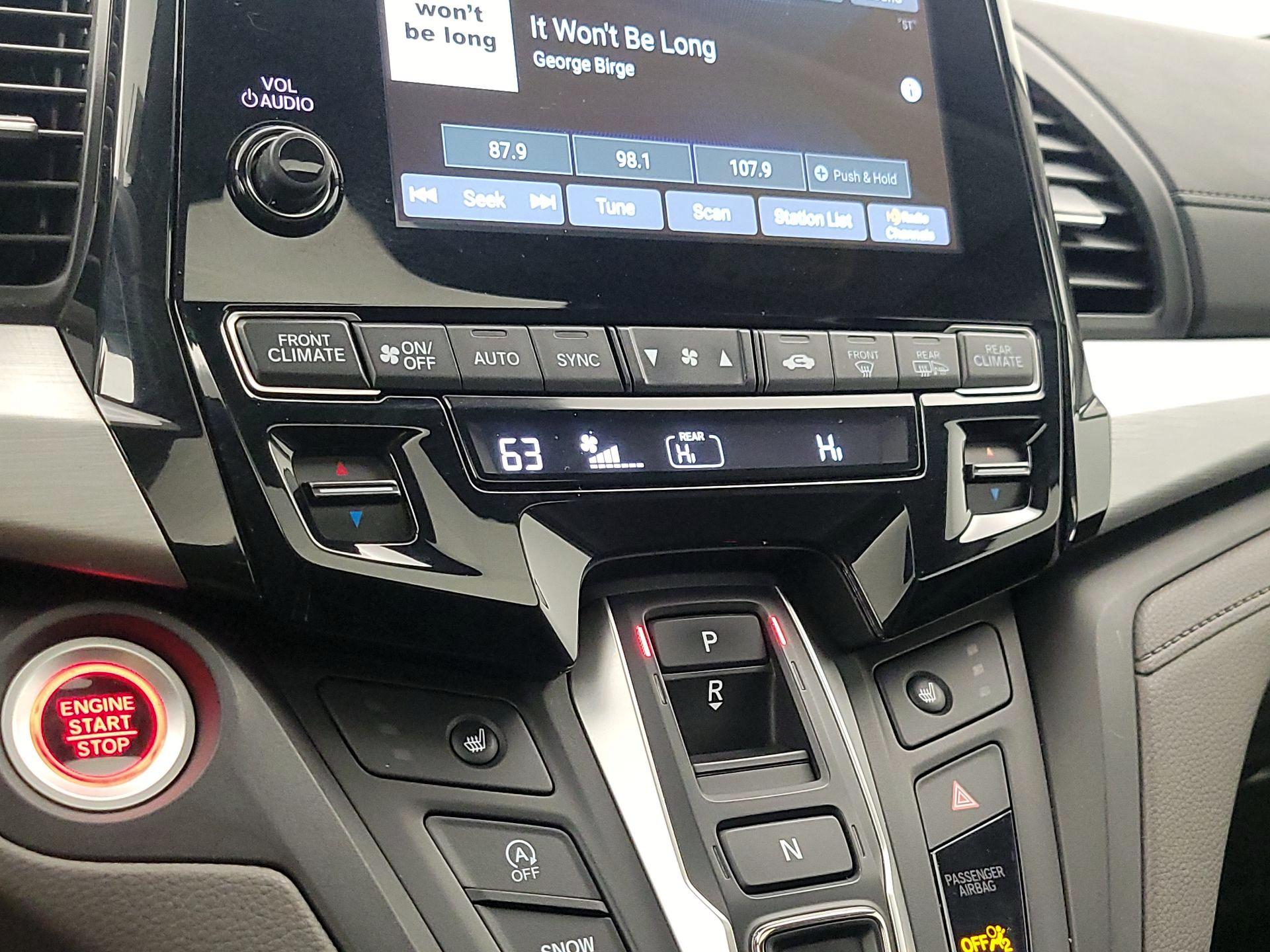 Thumbnail: 2020 Honda Odyssey - 16