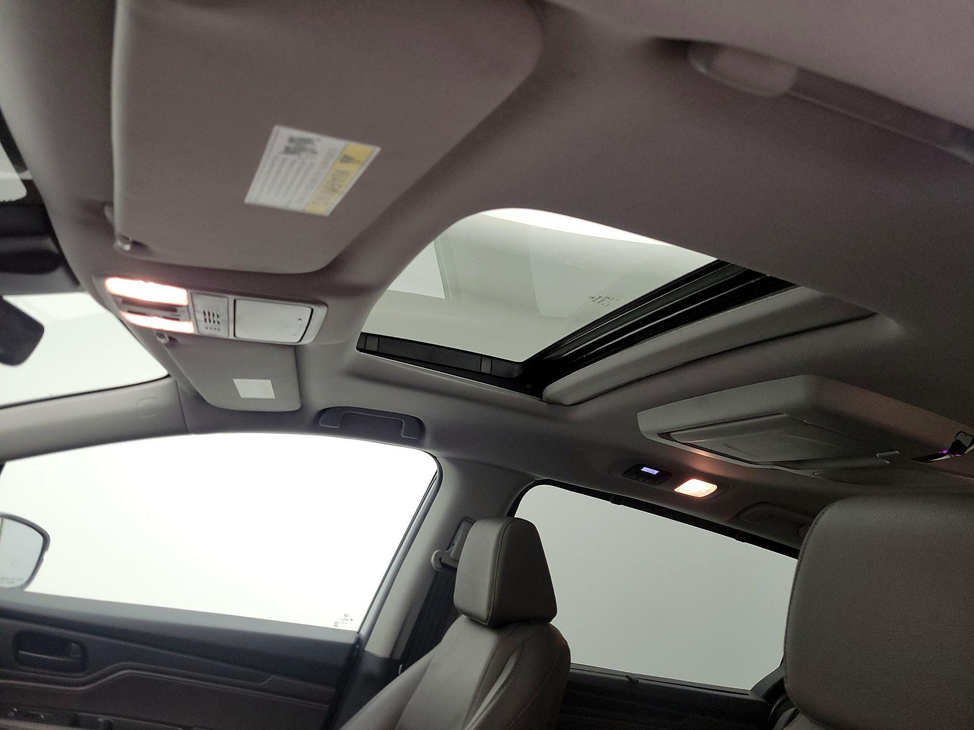 Thumbnail: 2020 Honda Odyssey - 19