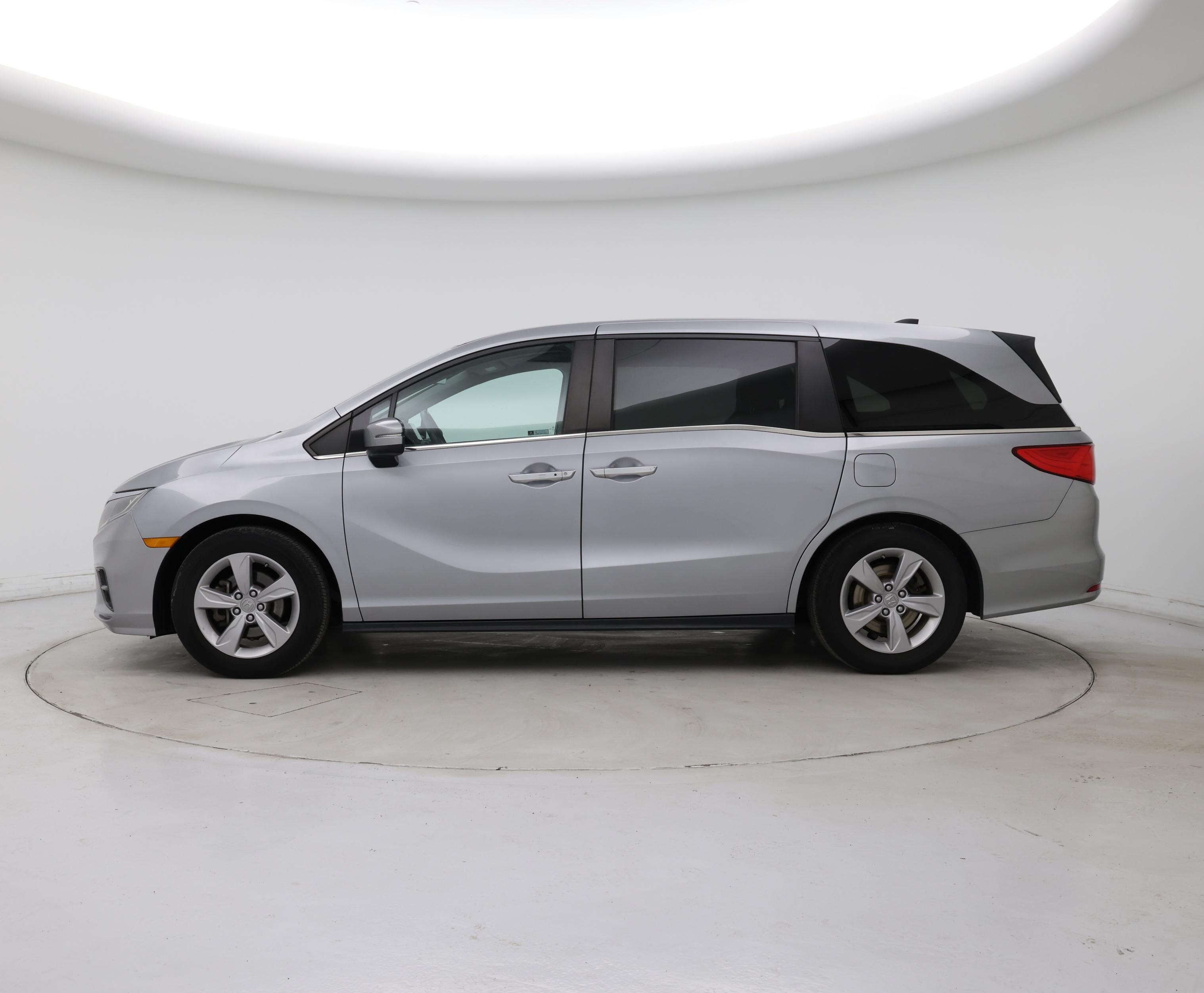 Thumbnail: 2020 Honda Odyssey - 3