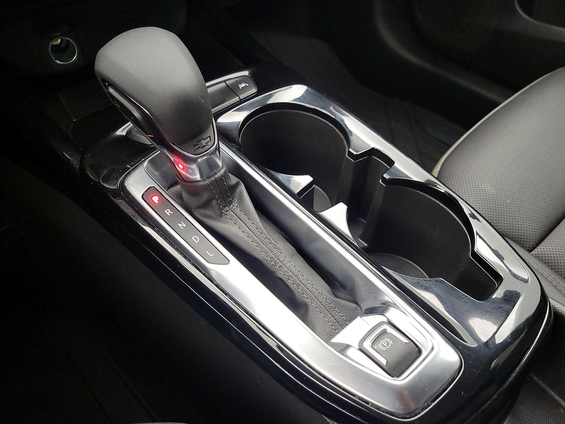 Thumbnail: 2025 Chevrolet Trax - 17