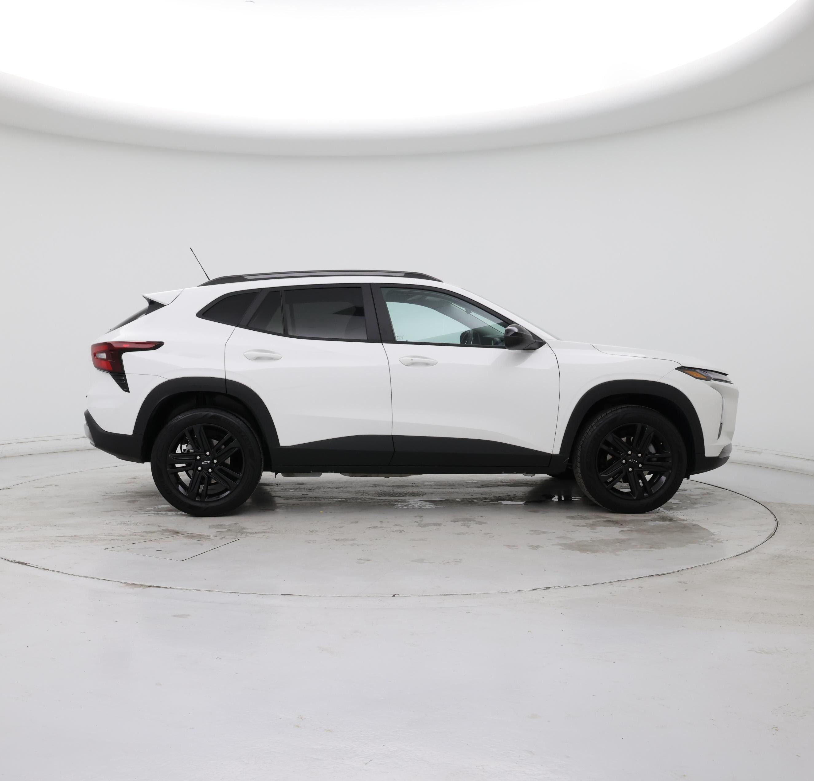 Thumbnail: 2025 Chevrolet Trax - 7