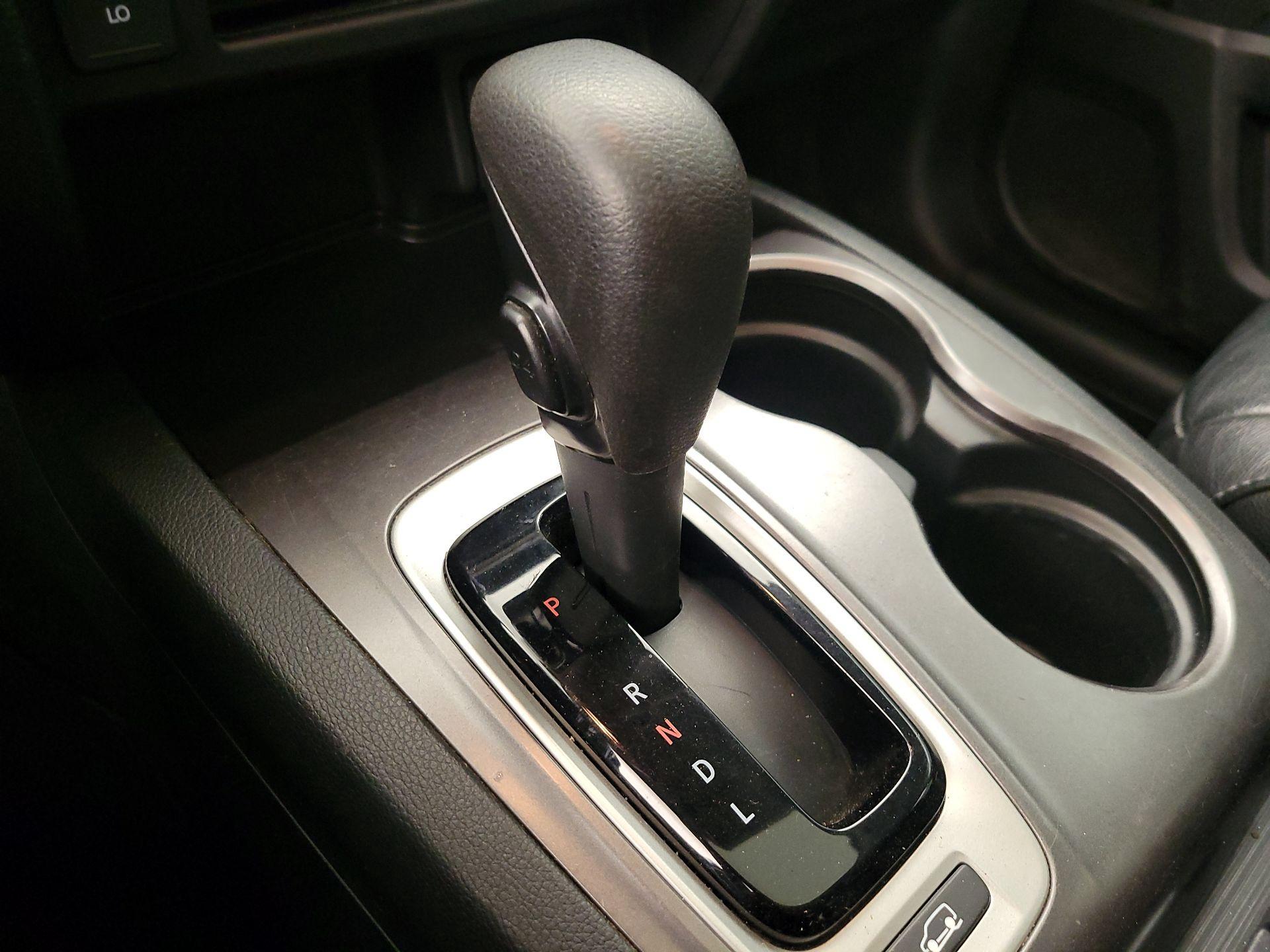 Thumbnail: 2016 Honda Pilot - 17