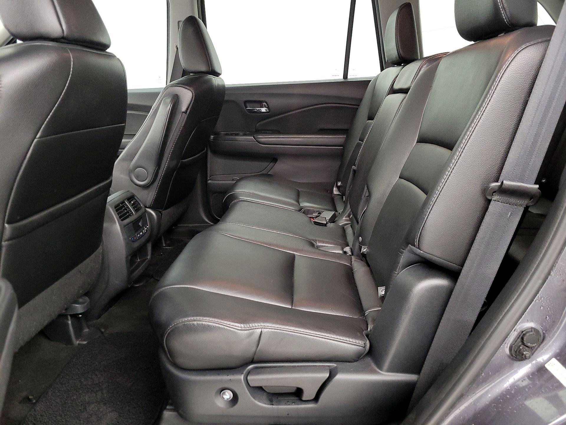 Thumbnail: 2016 Honda Pilot - 20