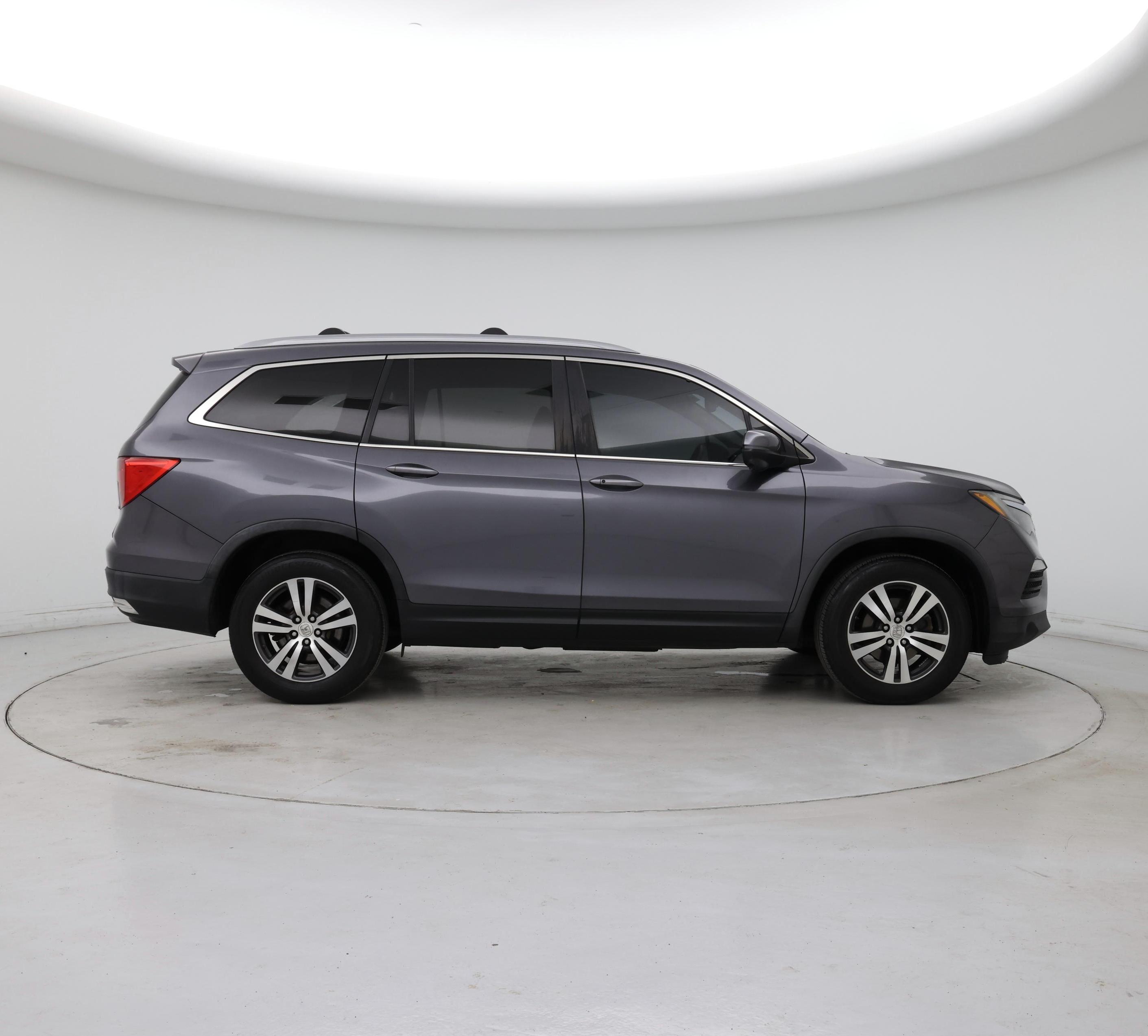 Thumbnail: 2016 Honda Pilot - 7