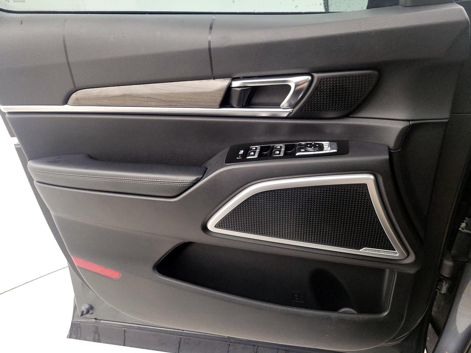 Thumbnail: 2021 Kia Telluride - 12