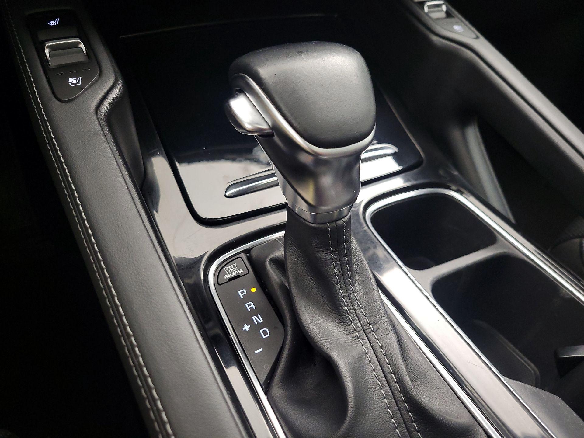 Thumbnail: 2021 Kia Telluride - 18