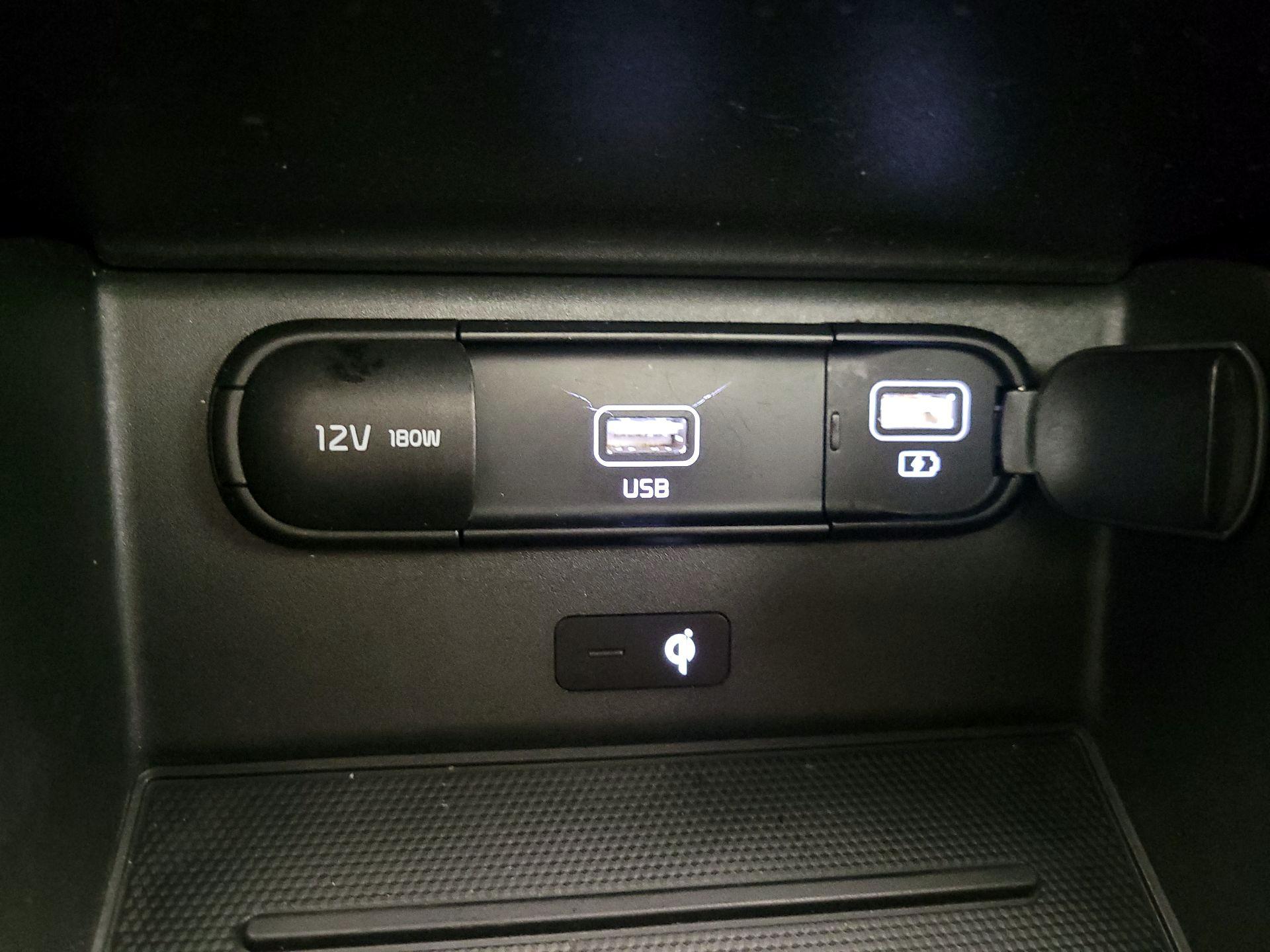 Thumbnail: 2021 Kia Telluride - 19