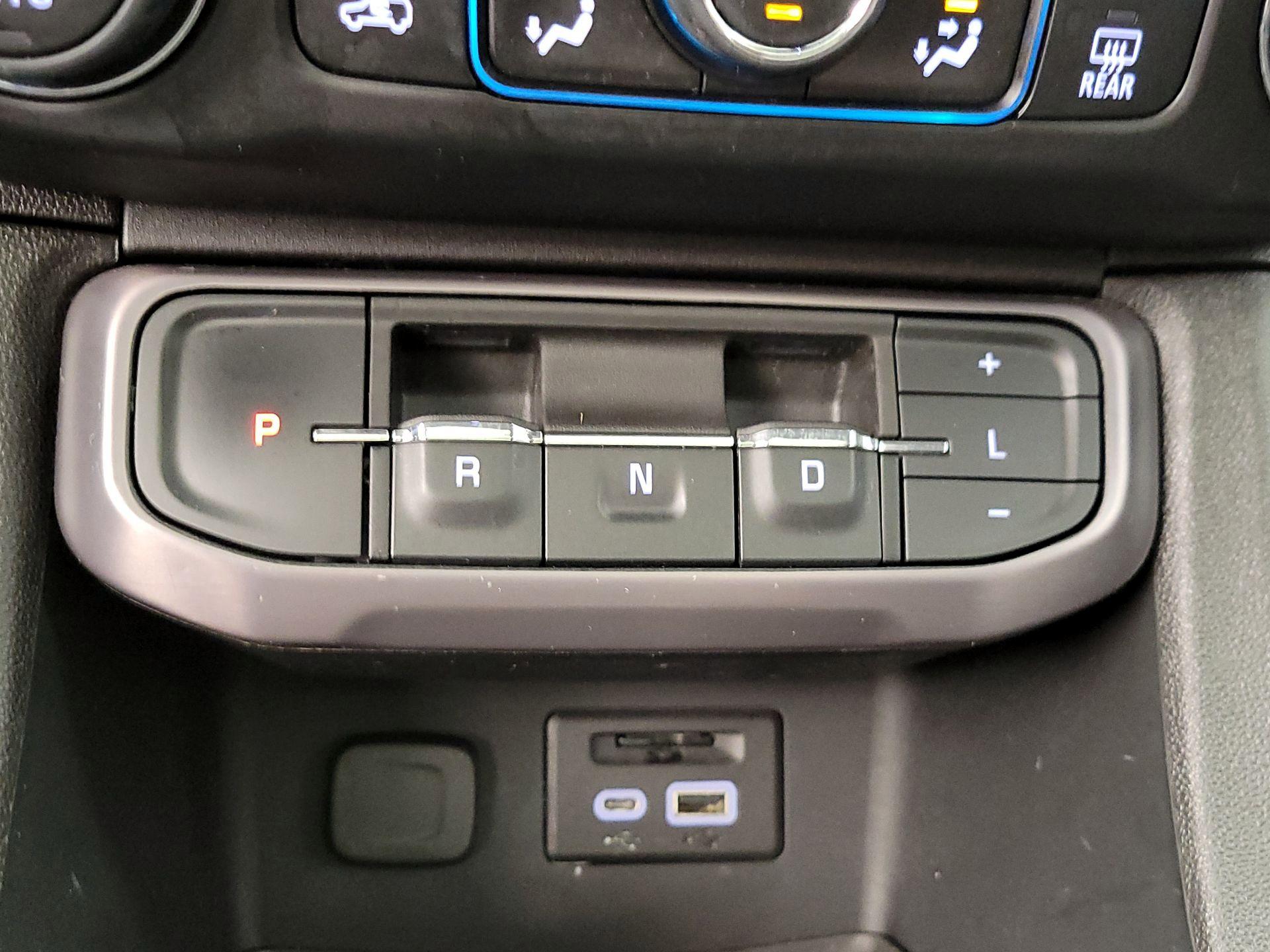 Thumbnail: 2023 GMC Acadia - 18