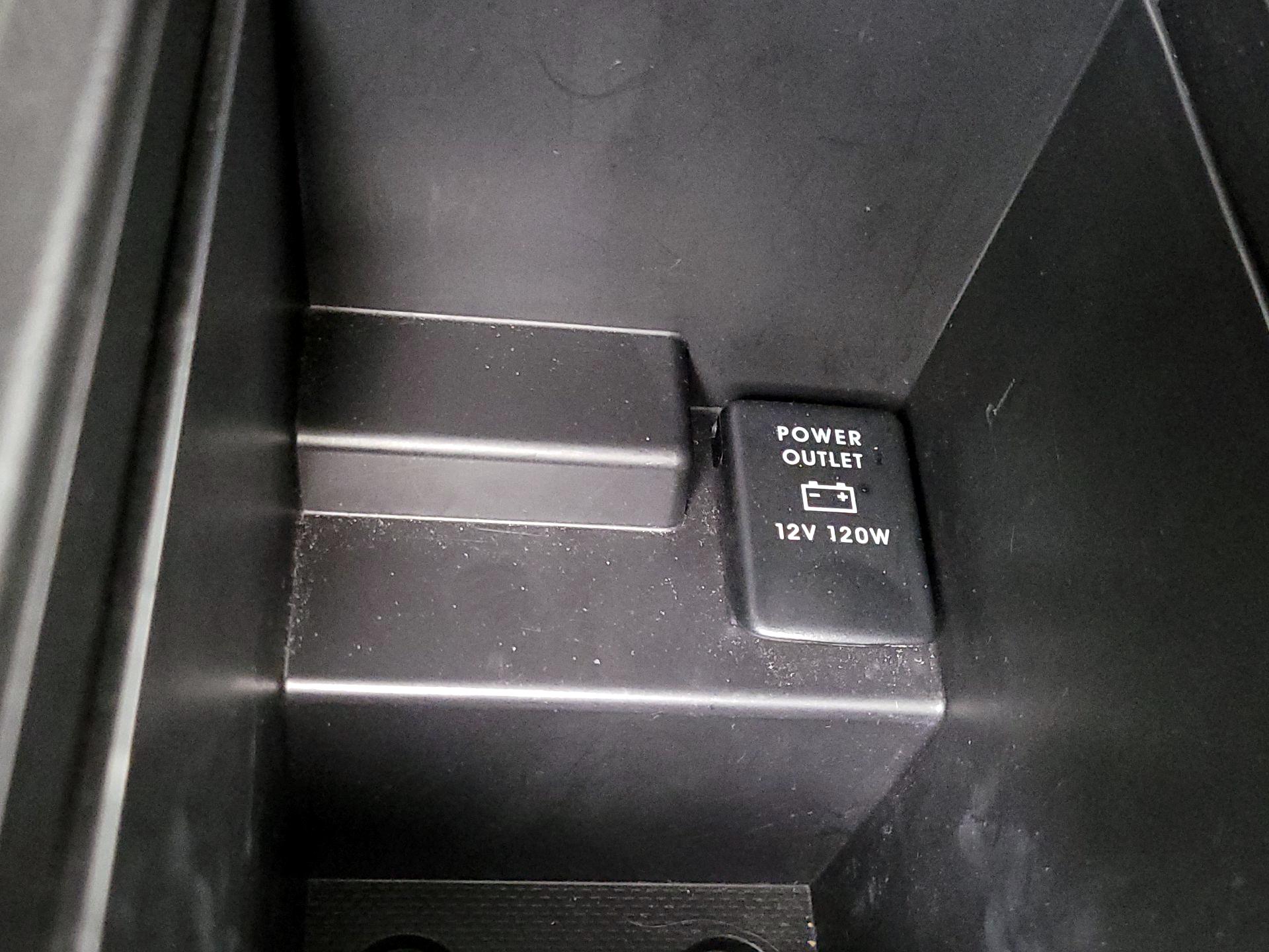 Thumbnail: 2019 Mitsubishi Outlander Sport - 18