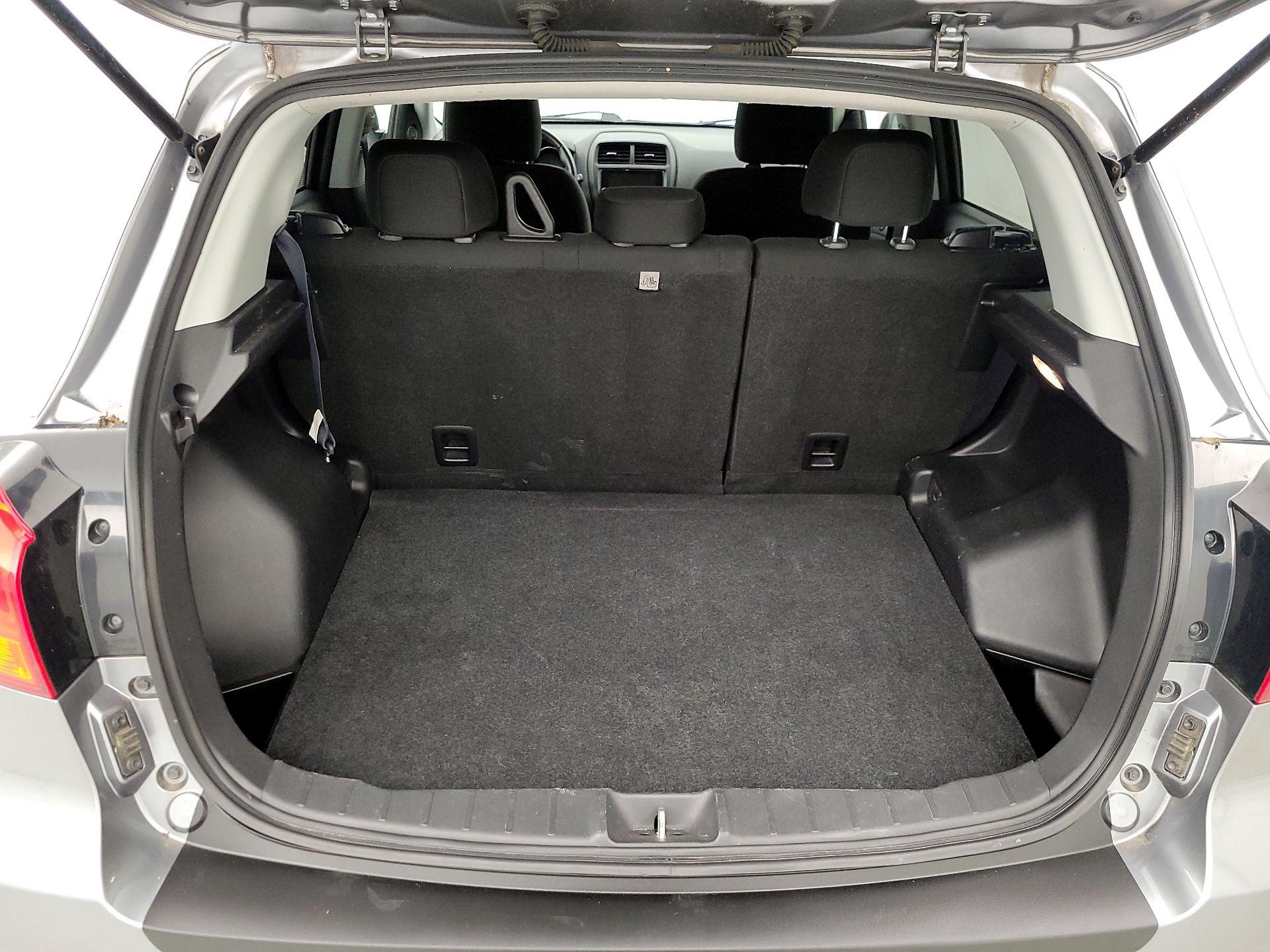 Thumbnail: 2019 Mitsubishi Outlander Sport - 20