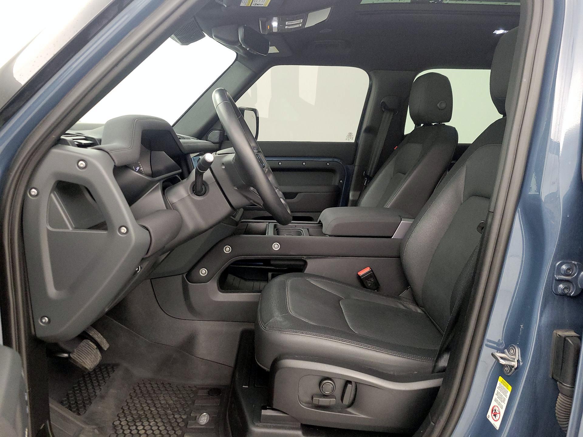 Thumbnail: 2023 Land Rover Defender - 11