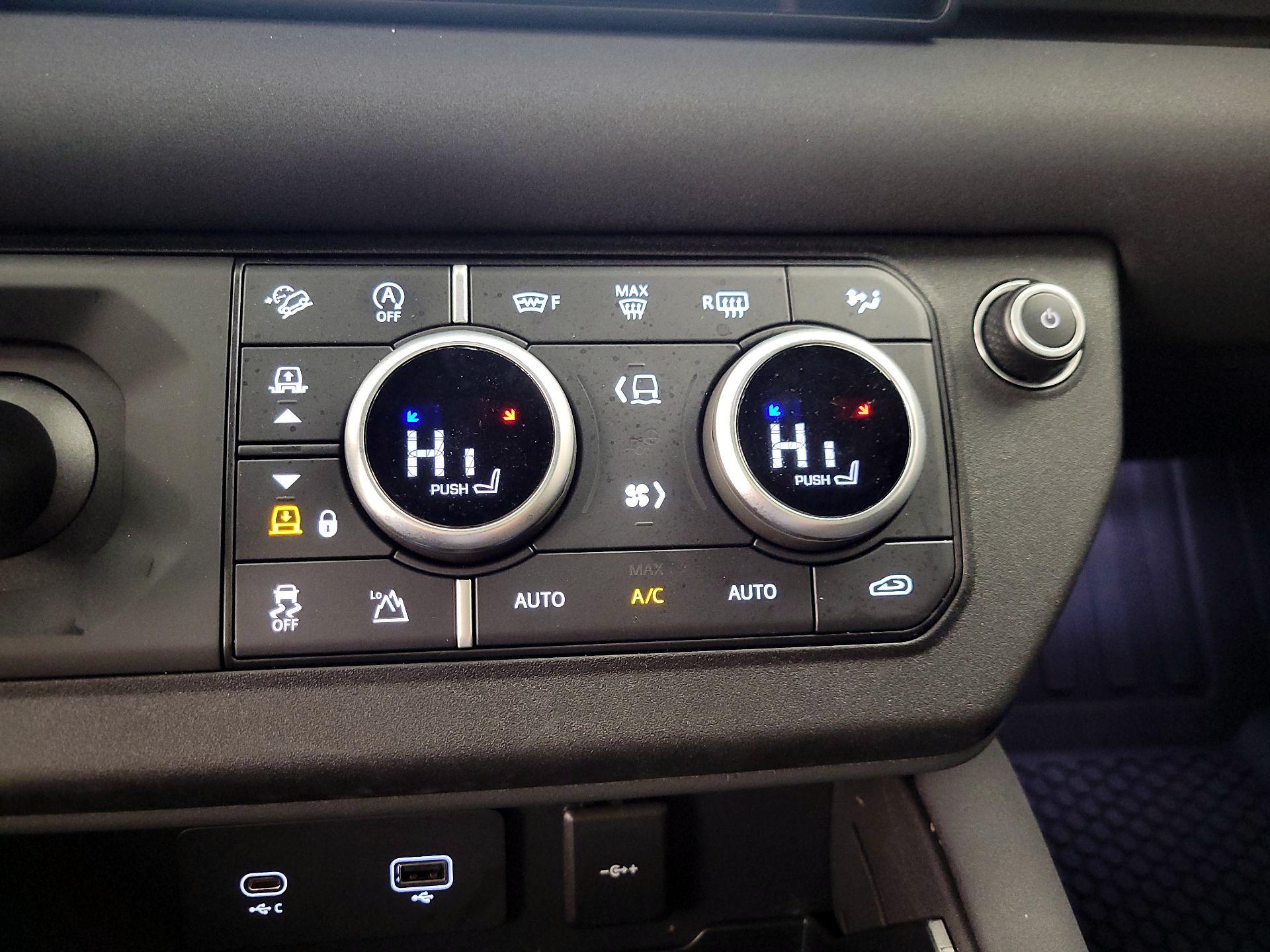 Thumbnail: 2023 Land Rover Defender - 17