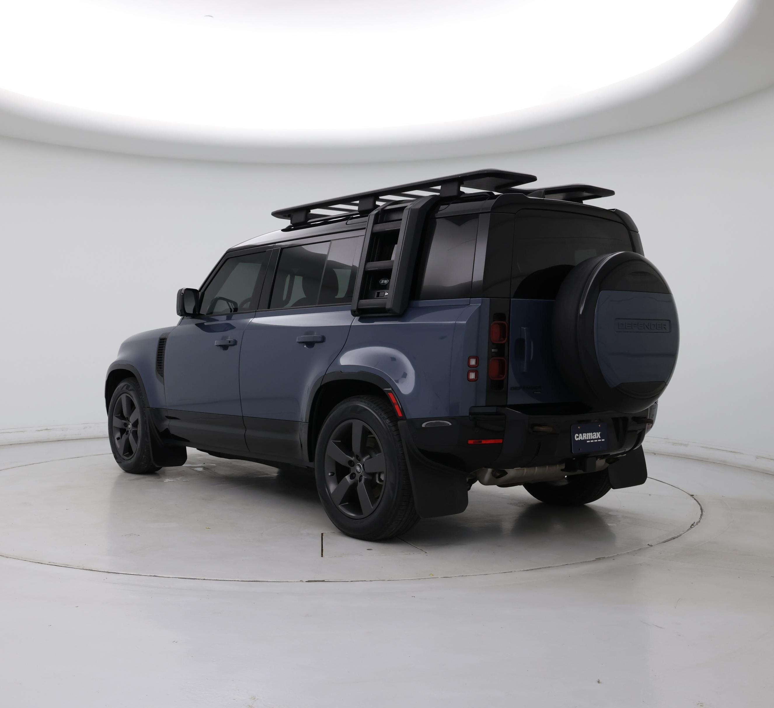Thumbnail: 2023 Land Rover Defender - 2
