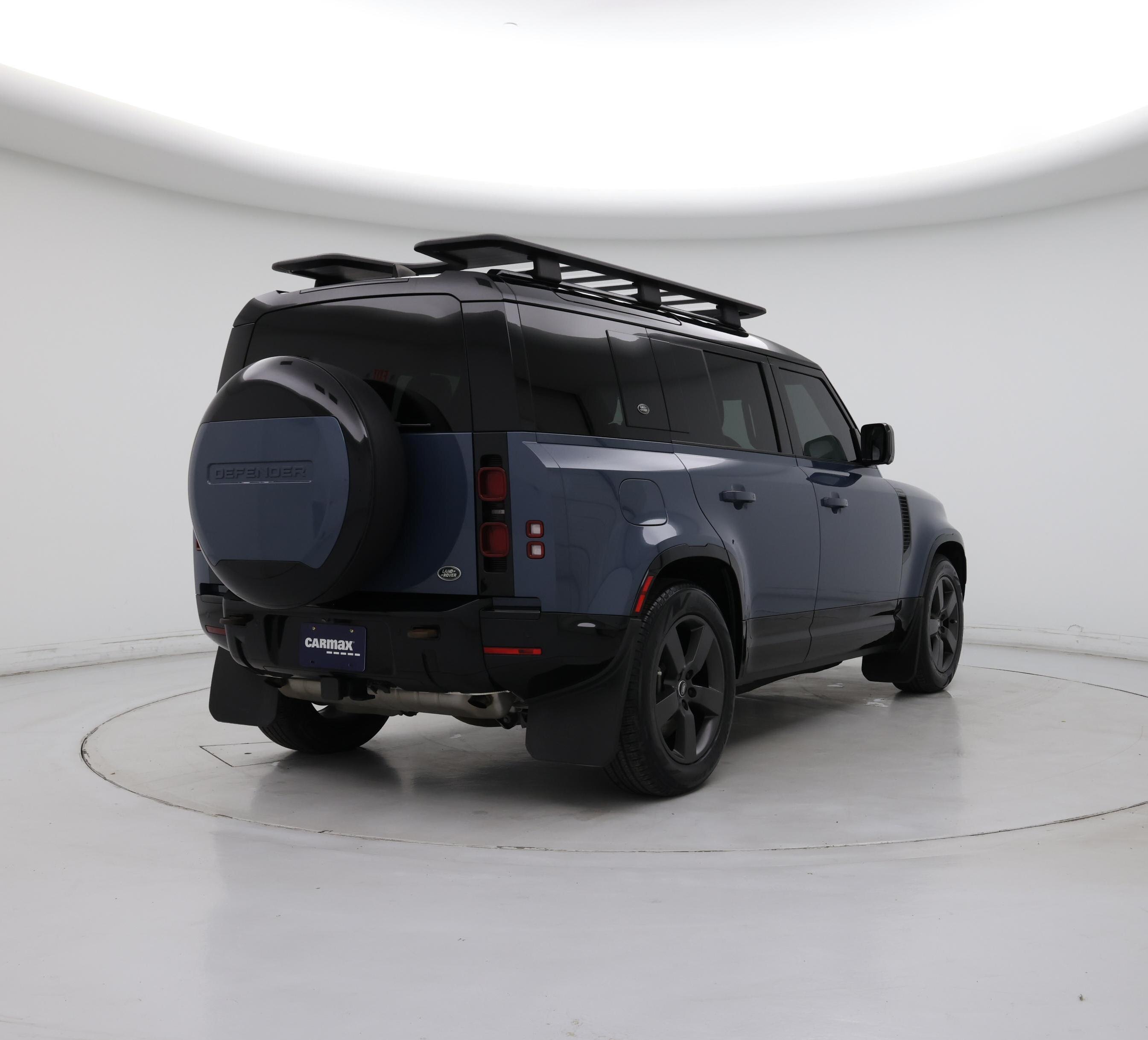 Thumbnail: 2023 Land Rover Defender - 8