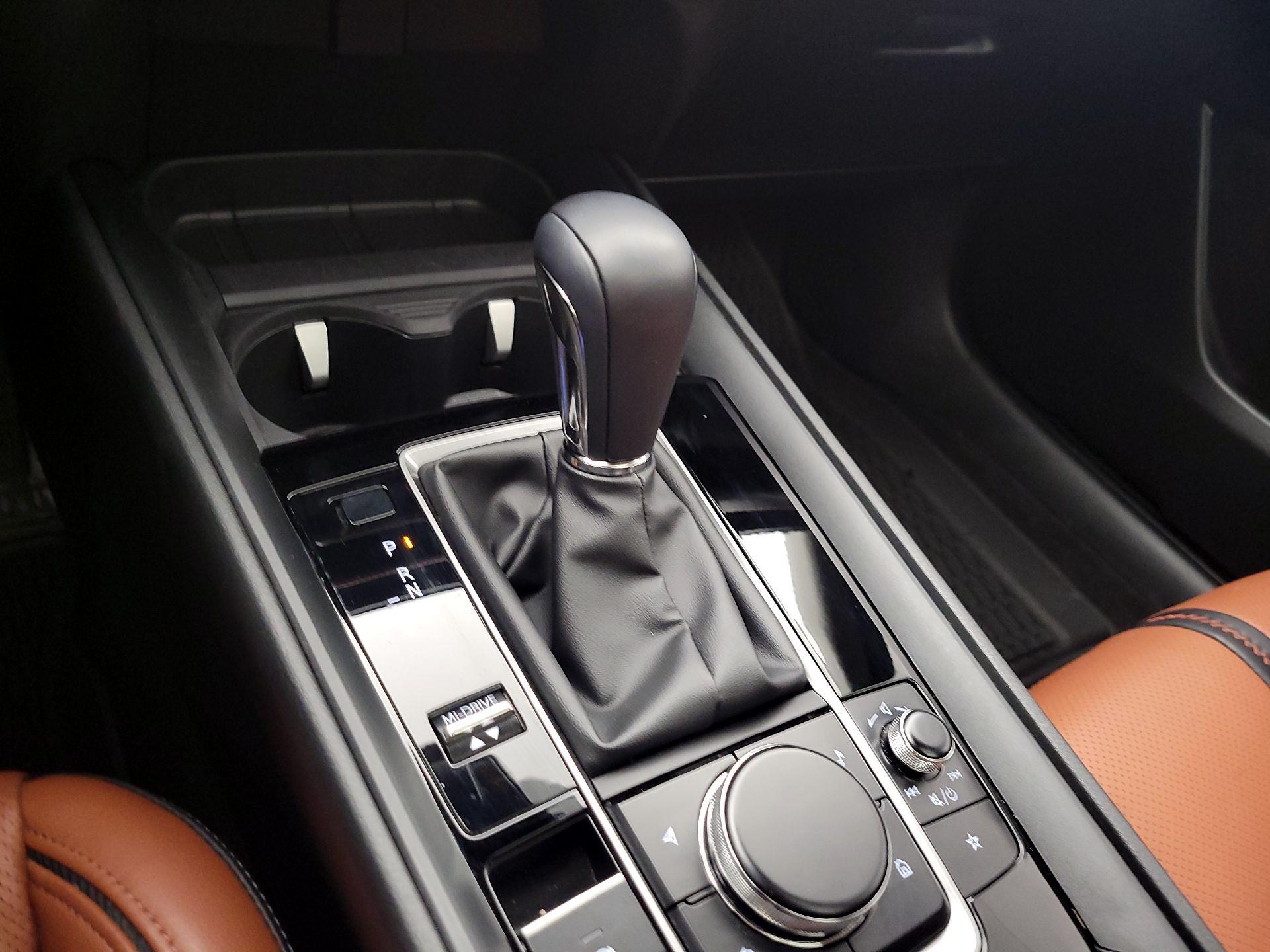 Thumbnail: 2025 Mazda CX-50 - 18