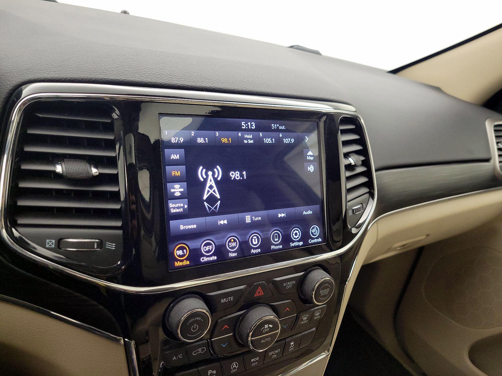 Thumbnail: 2020 Jeep Grand Cherokee - 16