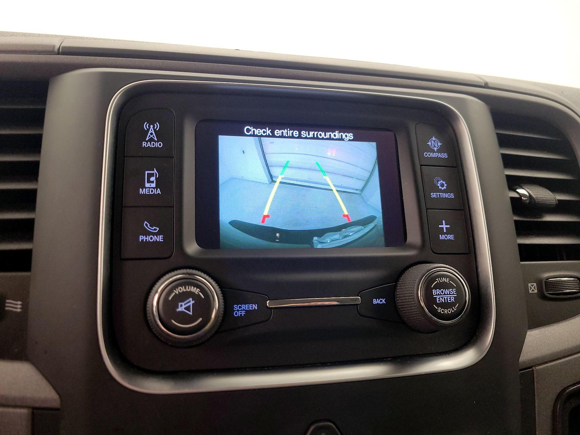 Thumbnail: 2019 RAM 1500 Classic - 14