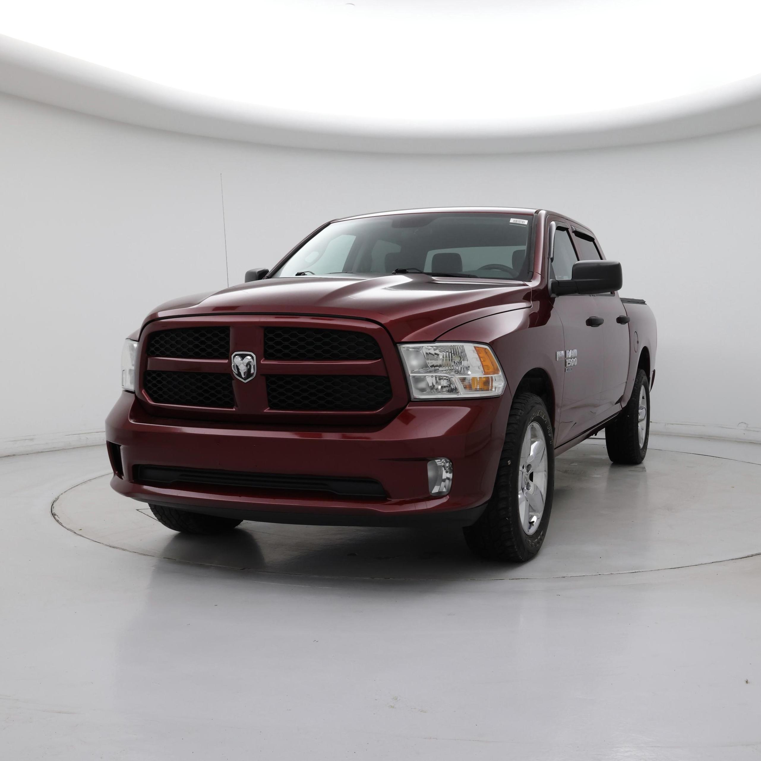 Thumbnail: 2019 RAM 1500 Classic - 4
