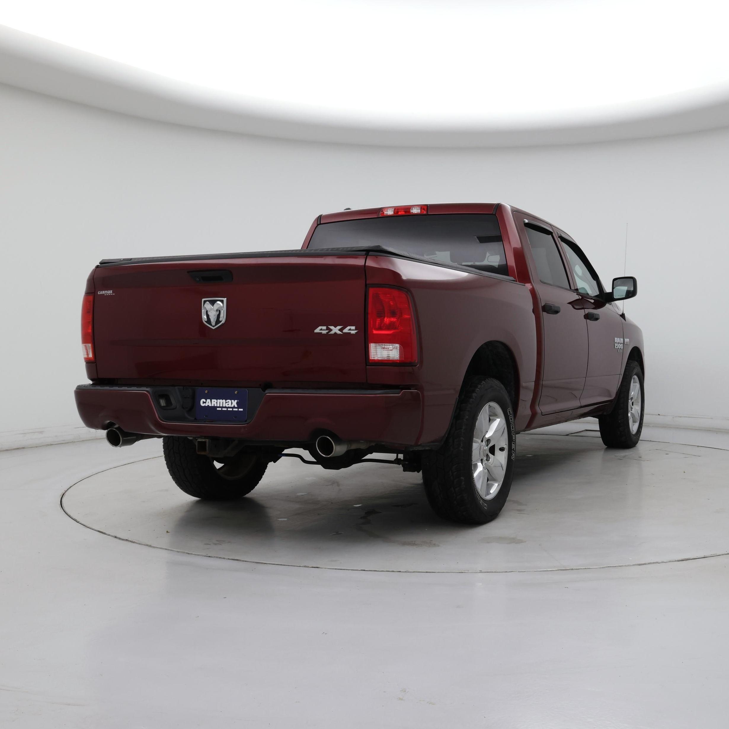 Thumbnail: 2019 RAM 1500 Classic - 8