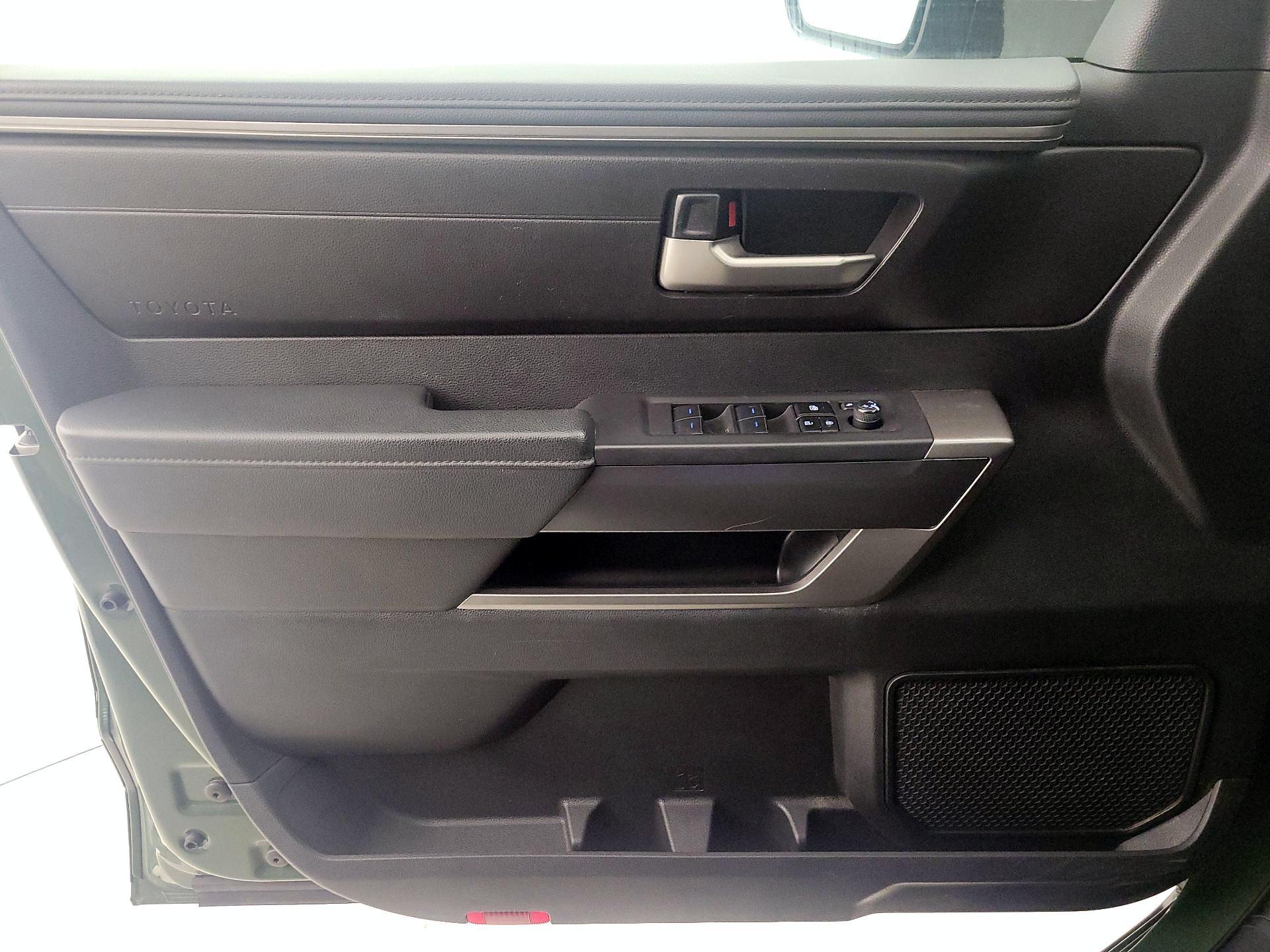 Thumbnail: 2023 Toyota Tundra - 12