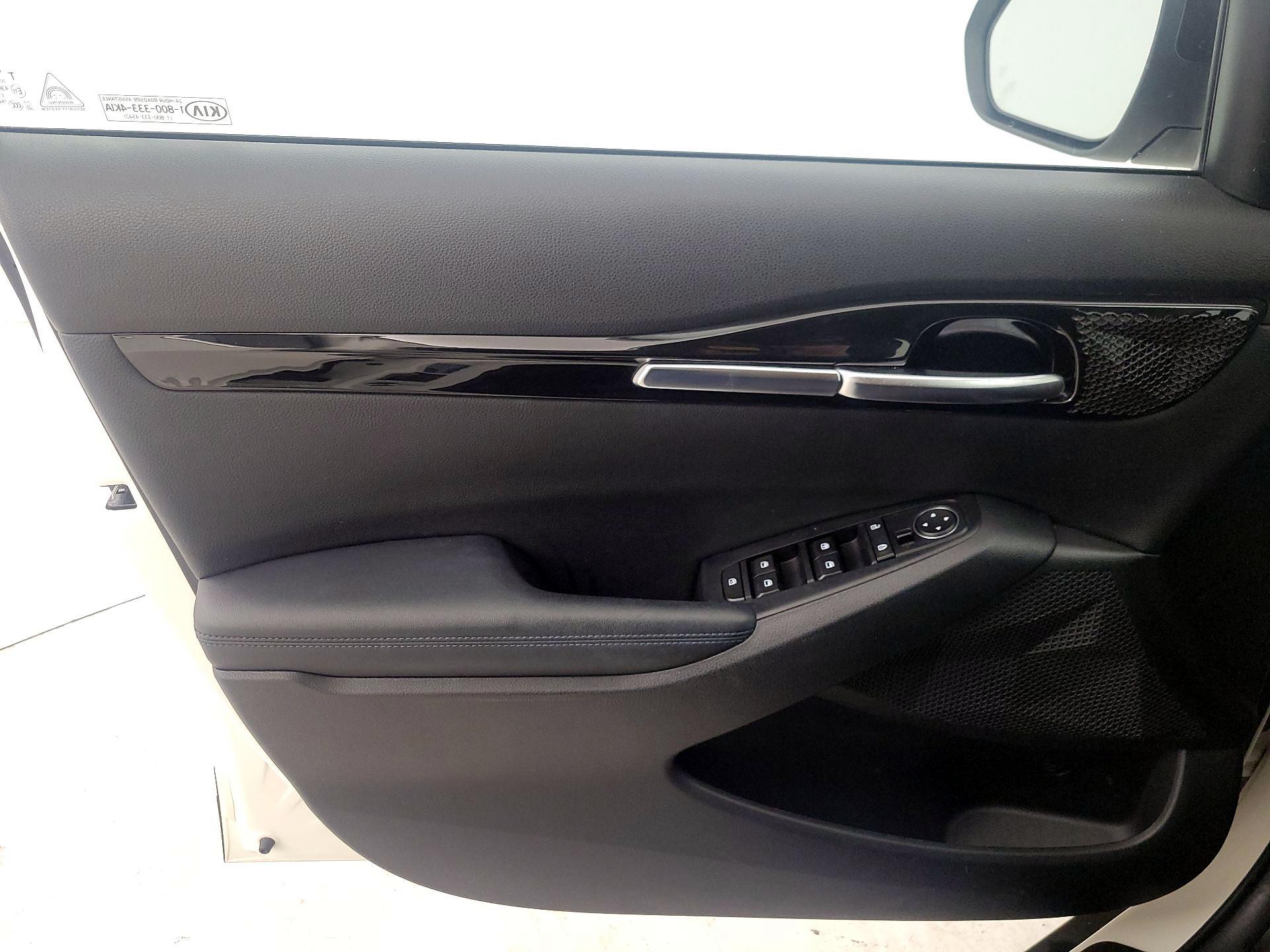 Thumbnail: 2021 Kia Seltos - 12