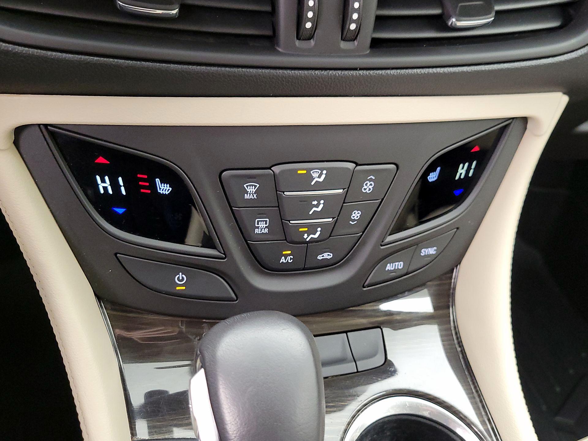 Thumbnail: 2019 Buick Envision - 17