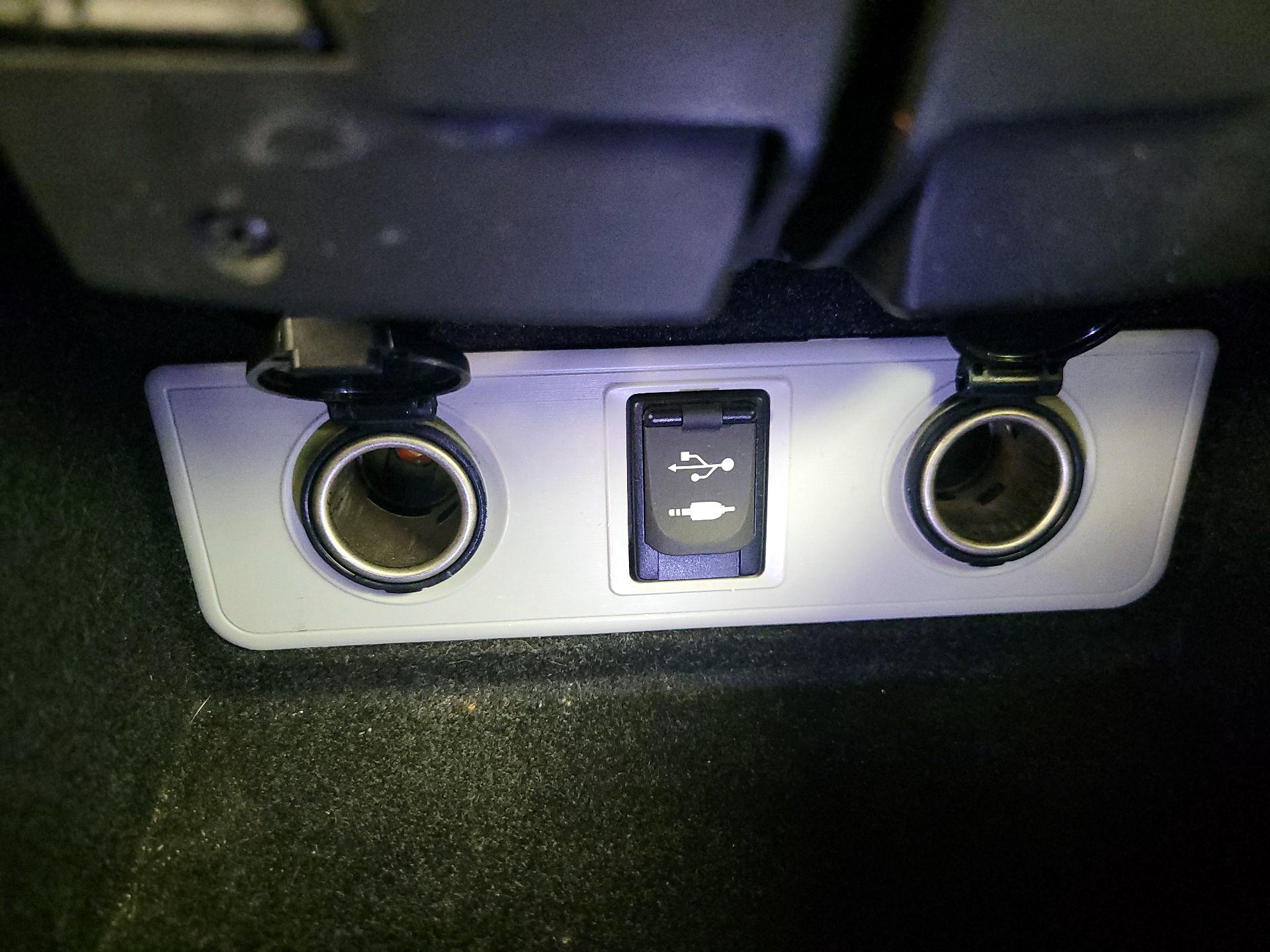 Thumbnail: 2015 Toyota Avalon - 19