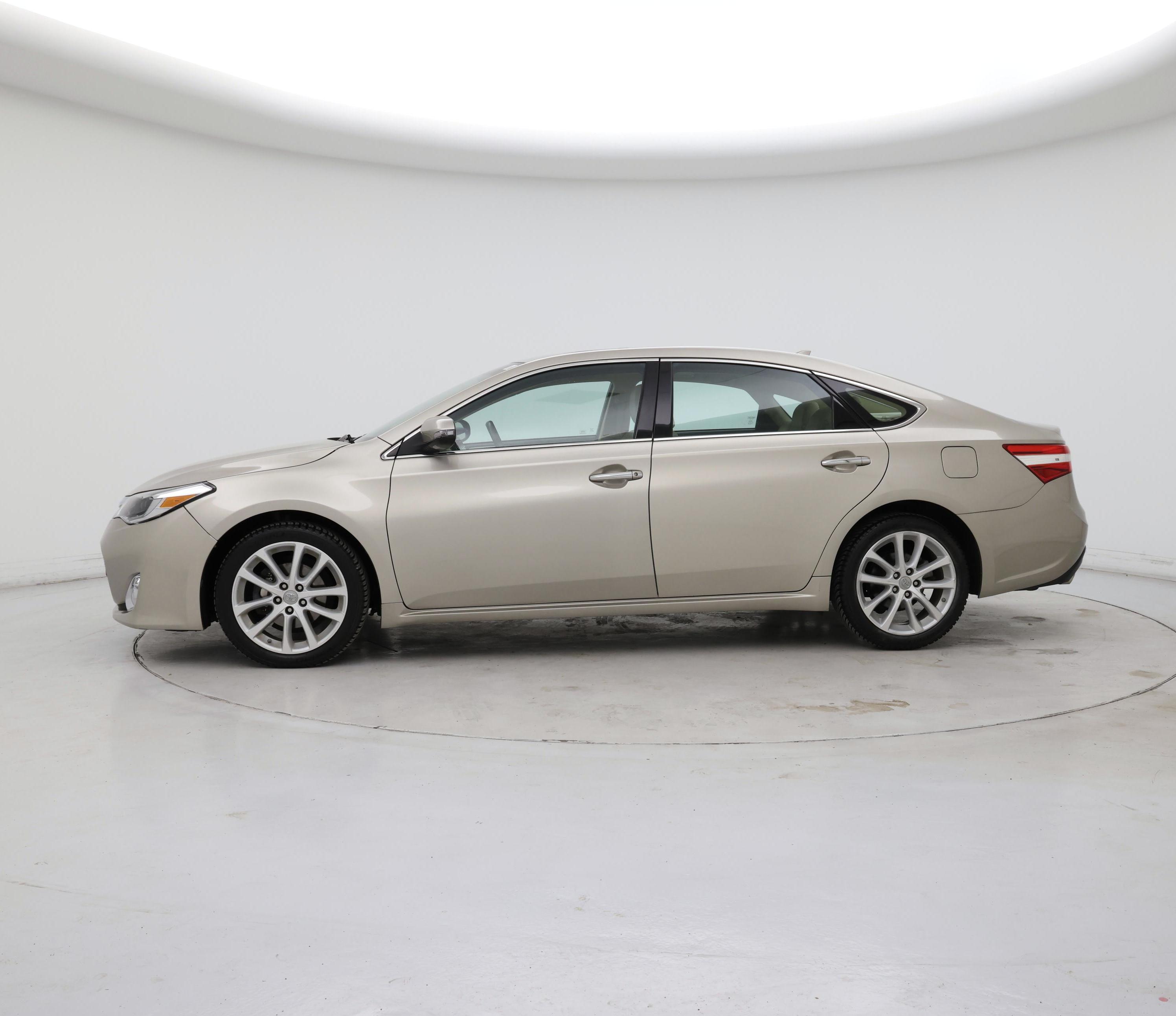 Thumbnail: 2015 Toyota Avalon - 3