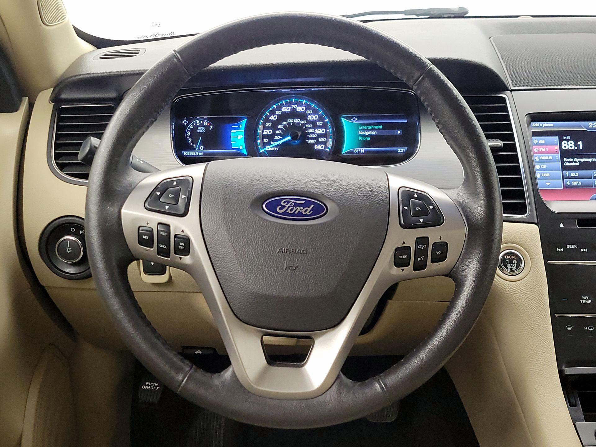 Thumbnail: 2015 Ford Taurus - 10