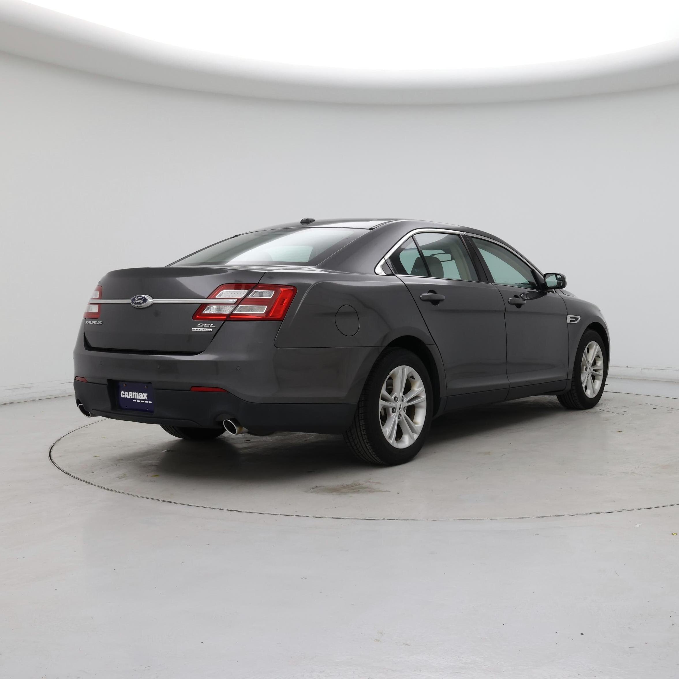 Thumbnail: 2015 Ford Taurus - 8