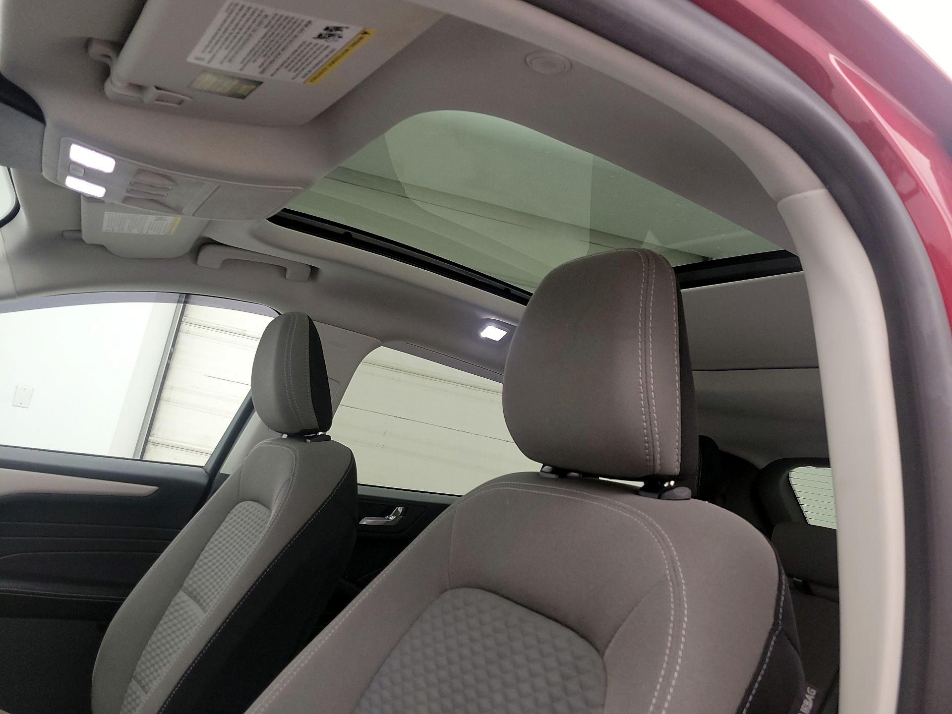 Thumbnail: 2021 Ford Escape - 19