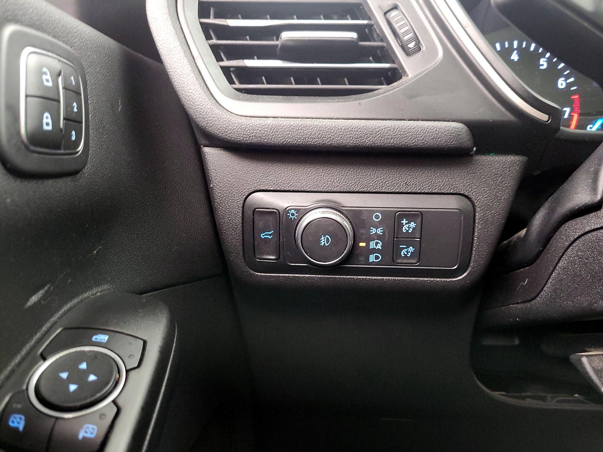 Thumbnail: 2020 Ford Escape - 13