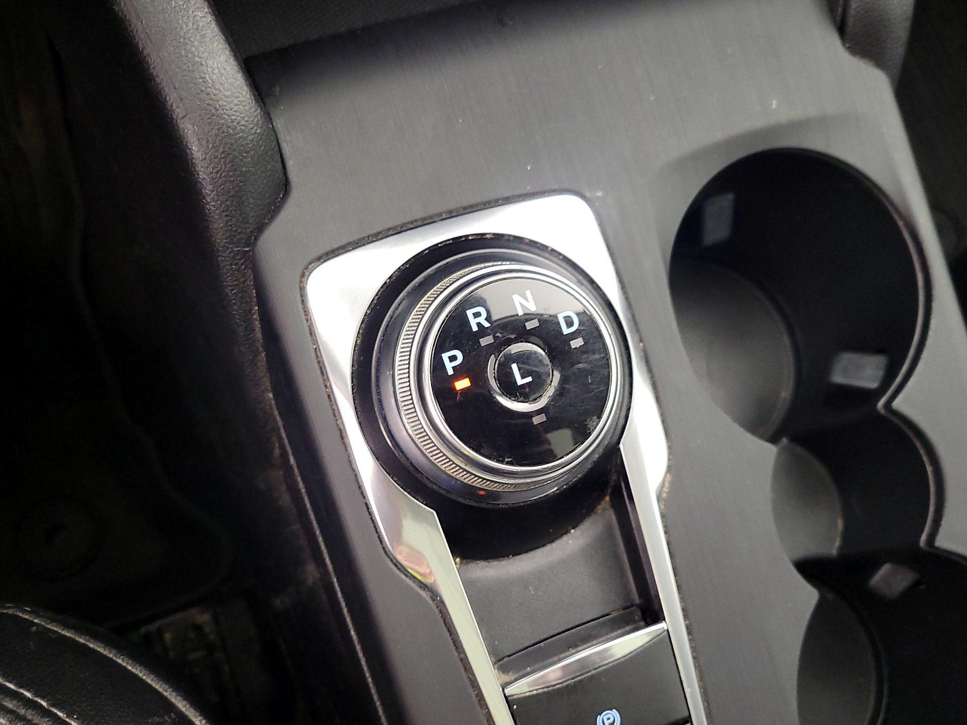 Thumbnail: 2020 Ford Escape - 17