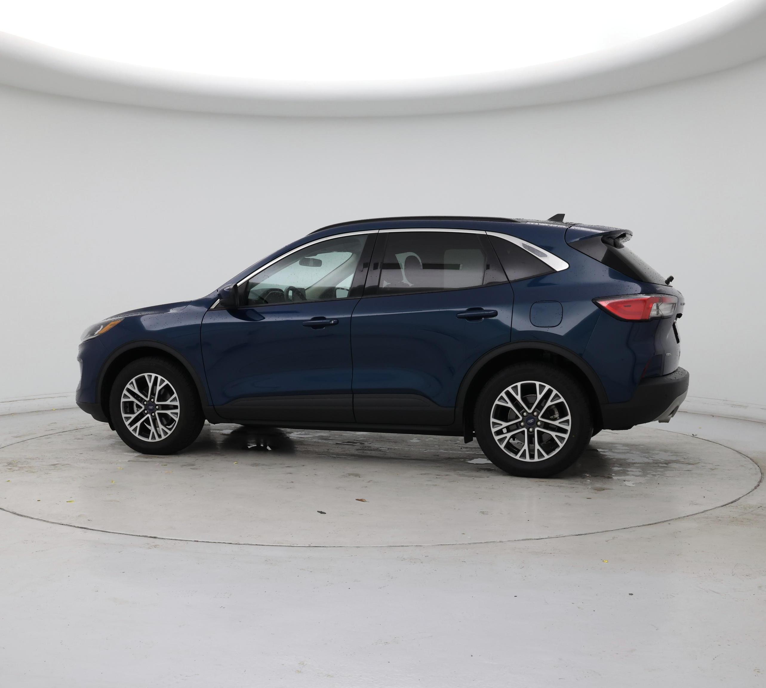 Thumbnail: 2020 Ford Escape - 3