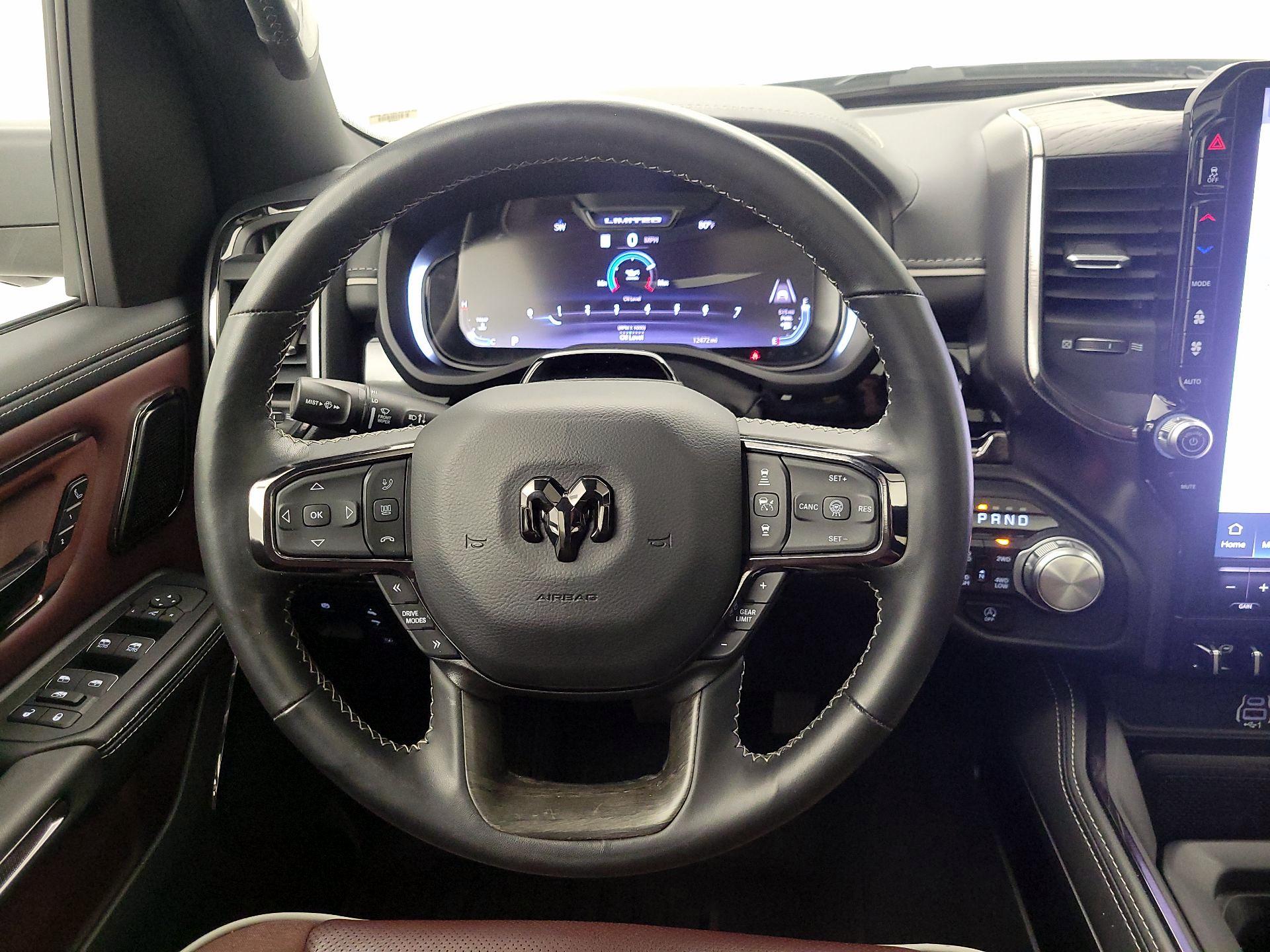 Thumbnail: 2025 RAM 1500 - 10