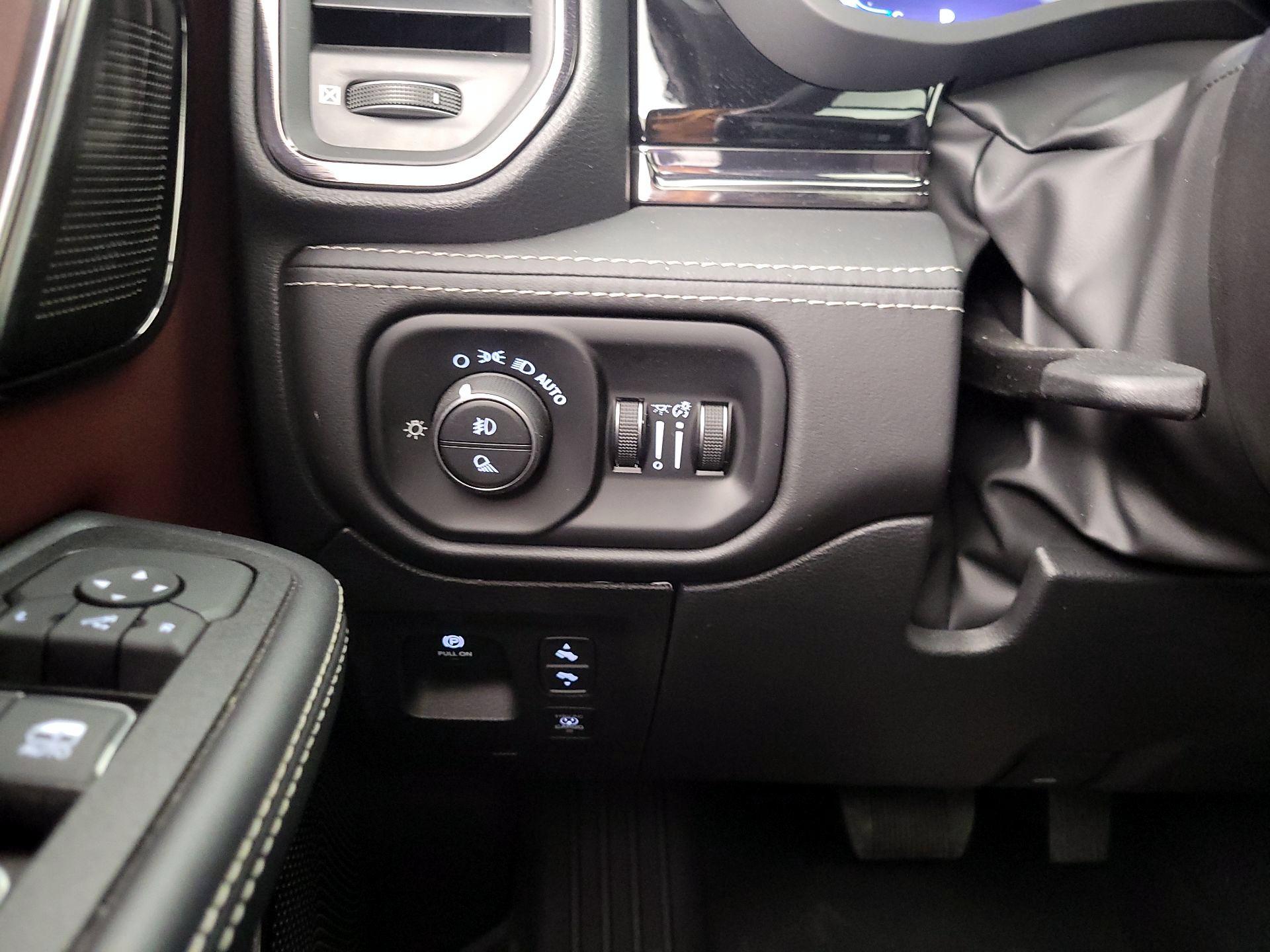 Thumbnail: 2025 RAM 1500 - 13