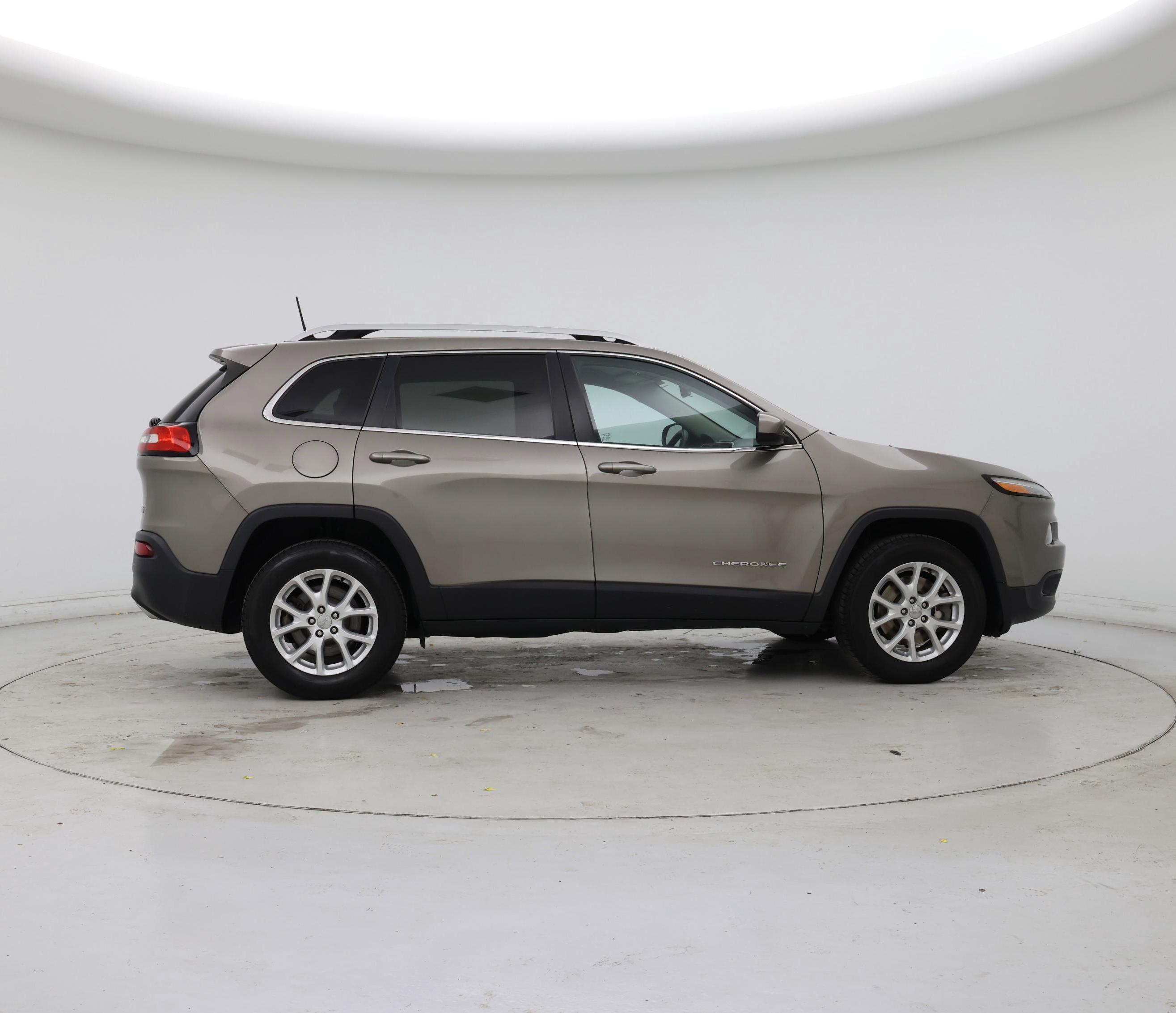 Thumbnail: 2017 Jeep Cherokee - 7