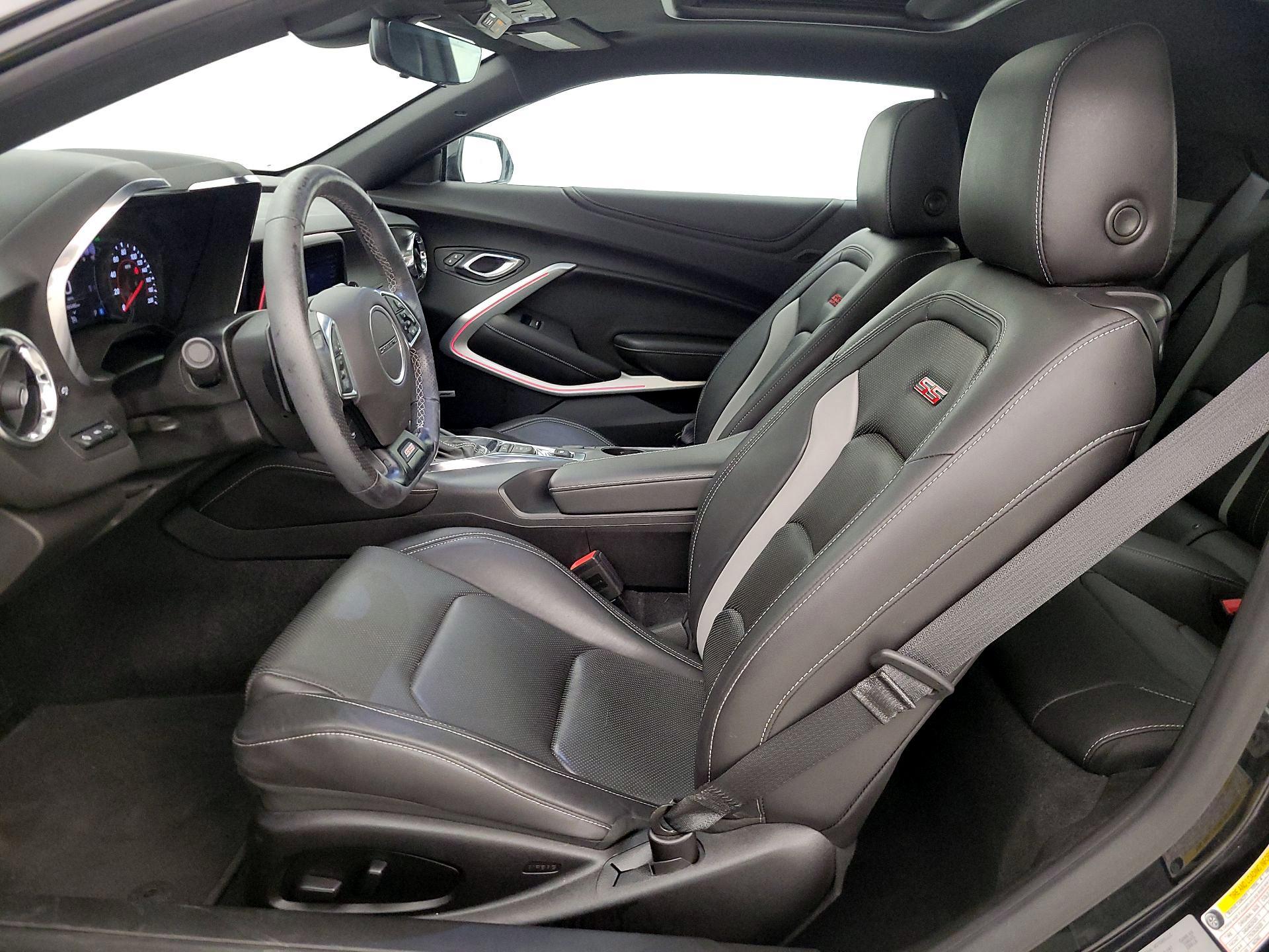 Thumbnail: 2019 Chevrolet Camaro - 11