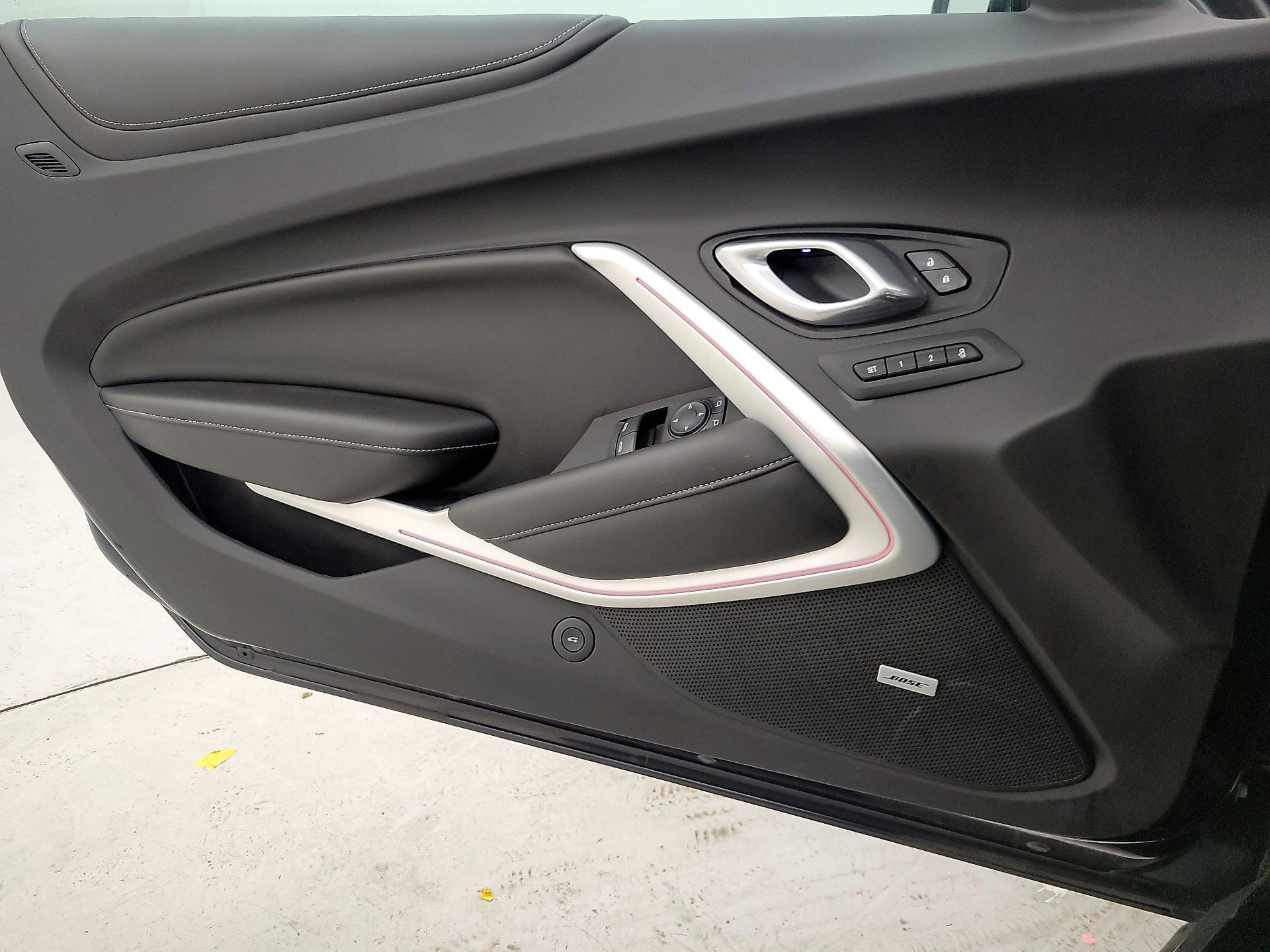 Thumbnail: 2019 Chevrolet Camaro - 12