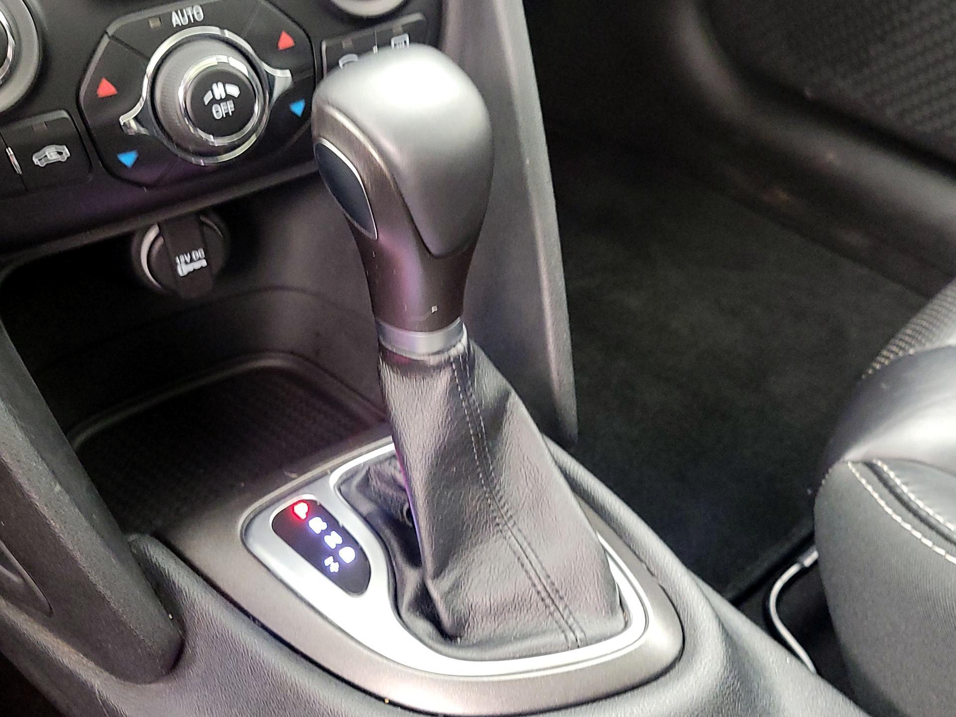 Thumbnail: 2015 Dodge Dart - 18