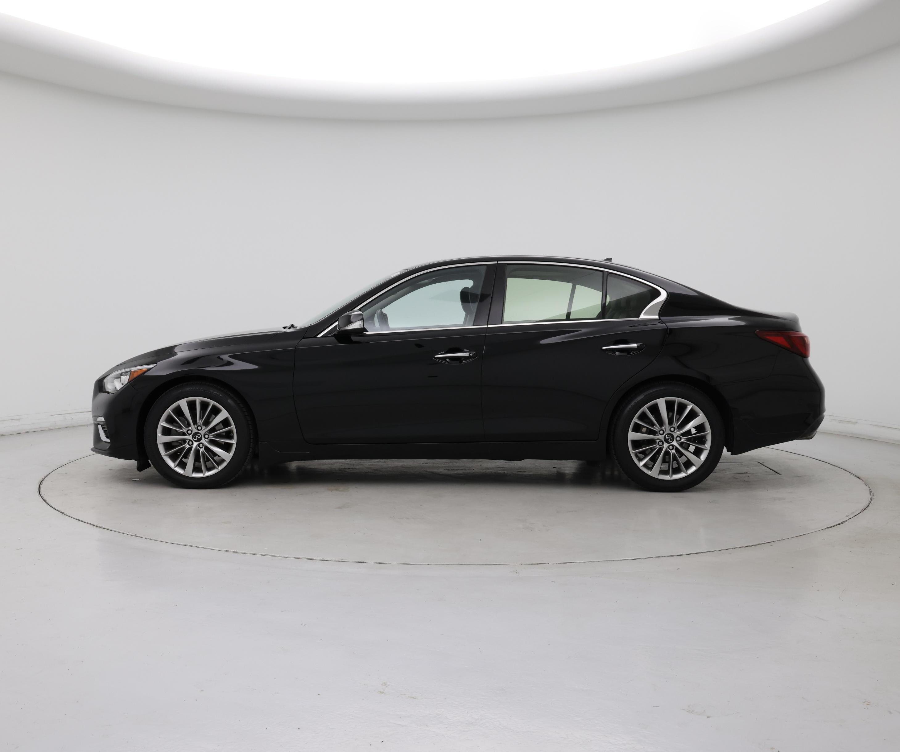 Thumbnail: 2023 INFINITI Q50 - 3