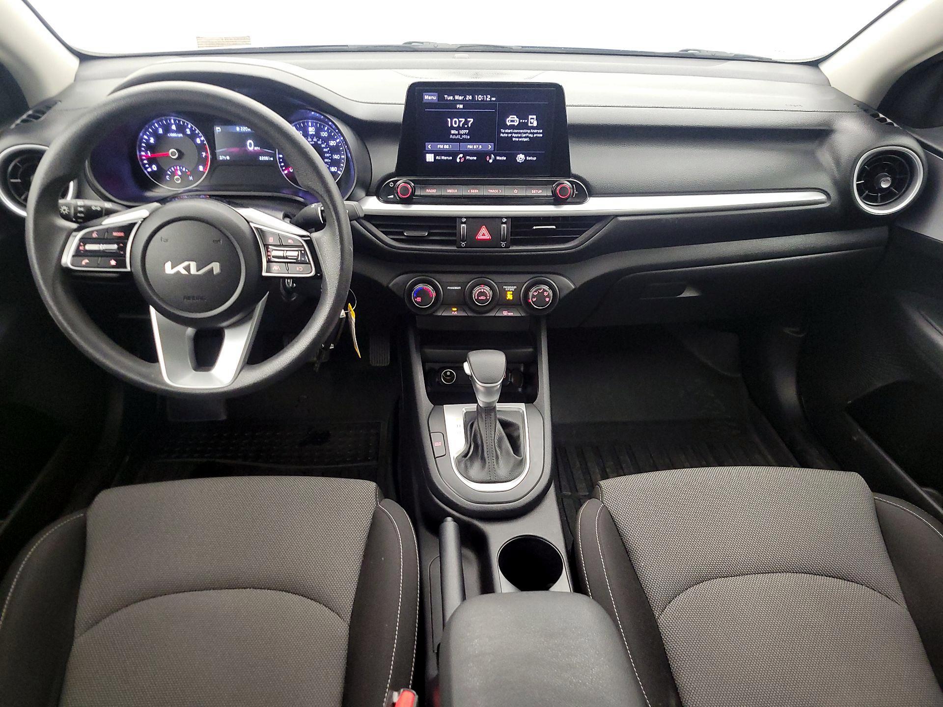 Thumbnail: 2024 Kia Forte - 9