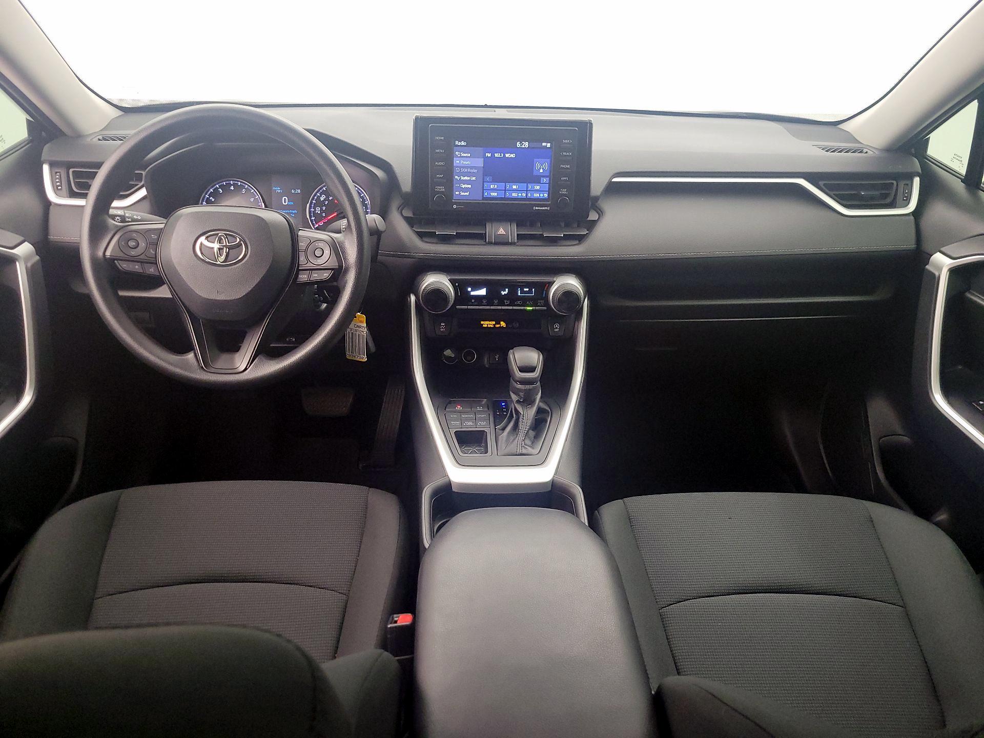 Thumbnail: 2021 Toyota RAV4 - 9