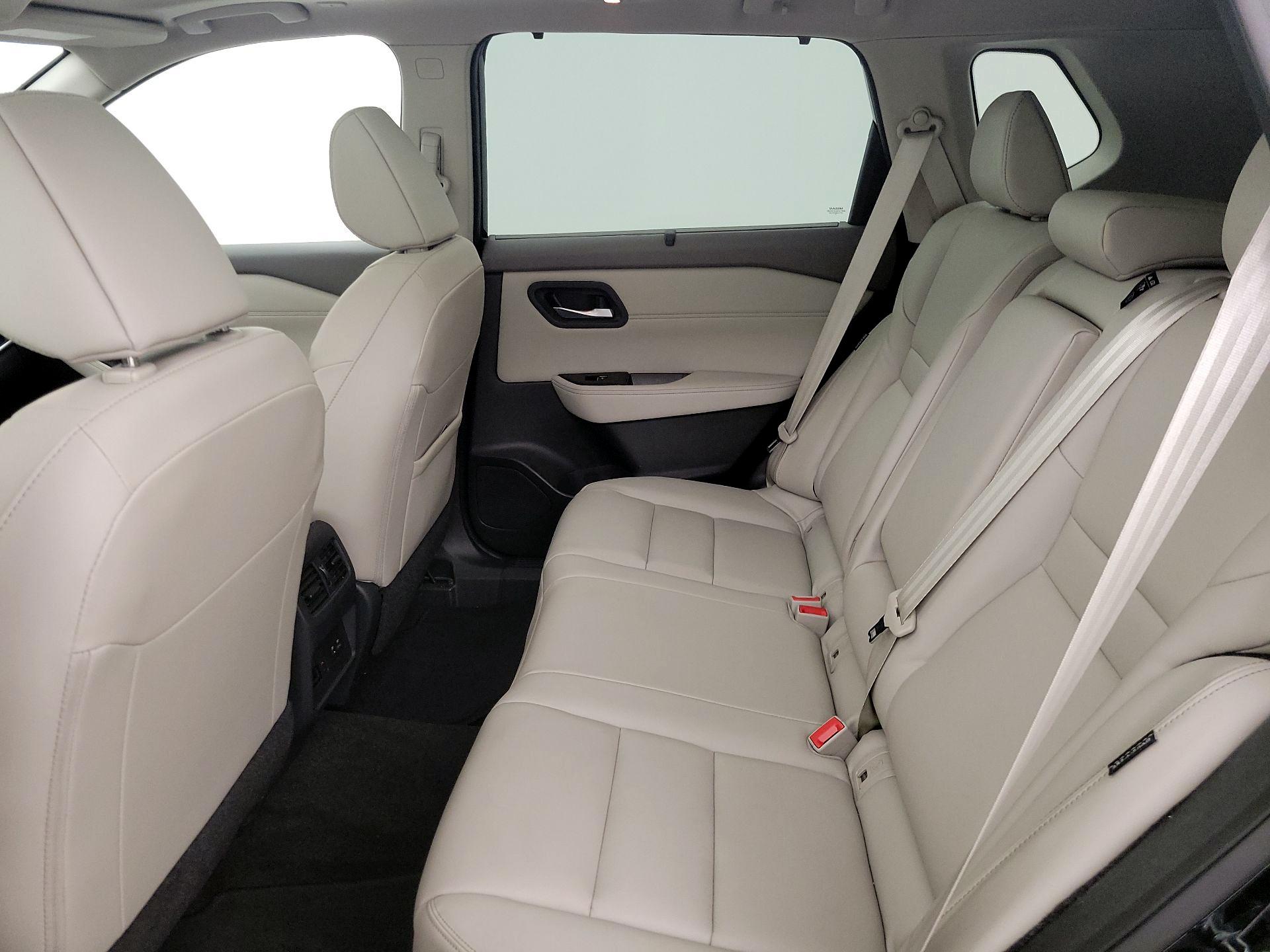 Thumbnail: 2023 Nissan Rogue - 20