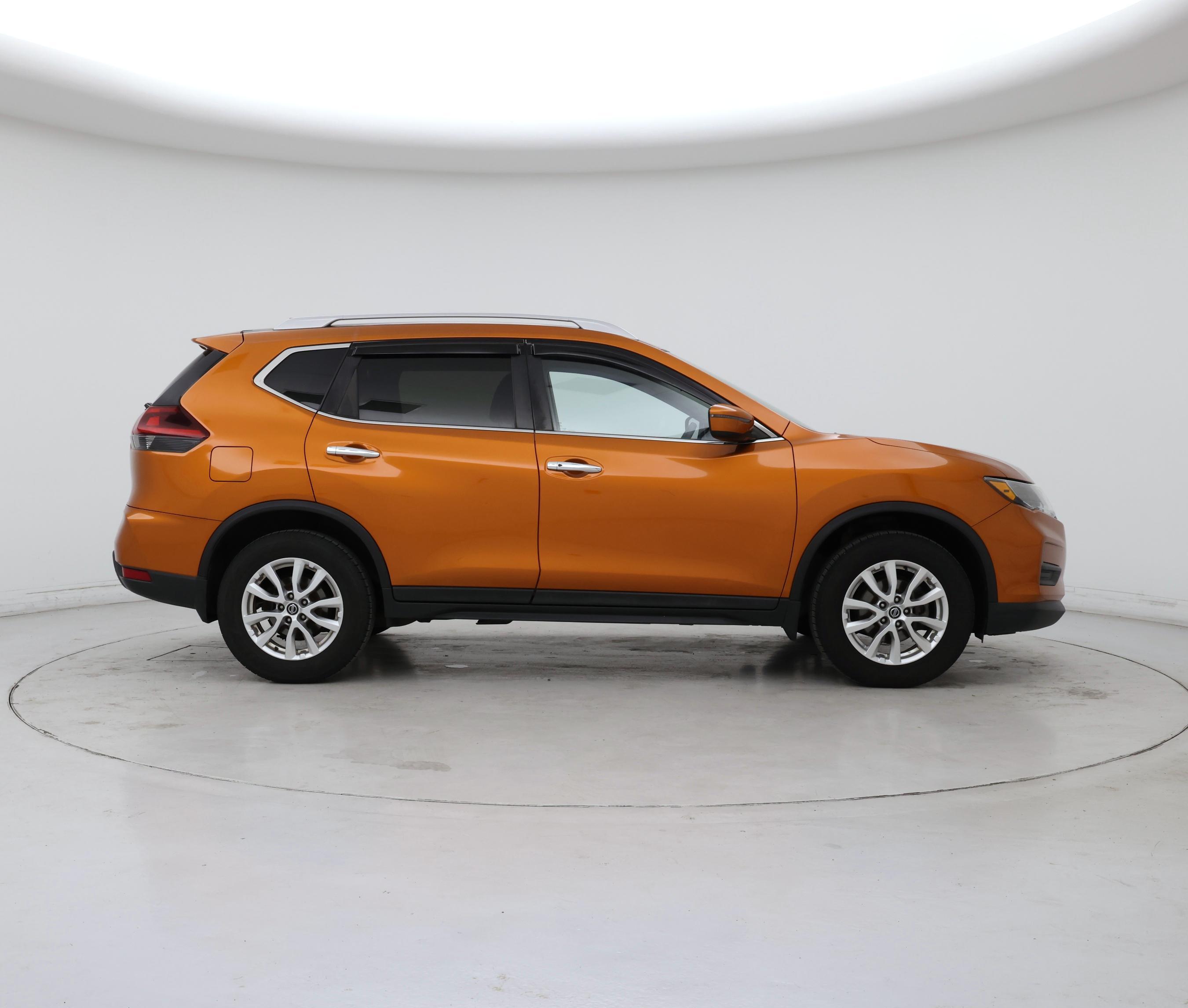 Thumbnail: 2018 Nissan Rogue - 7